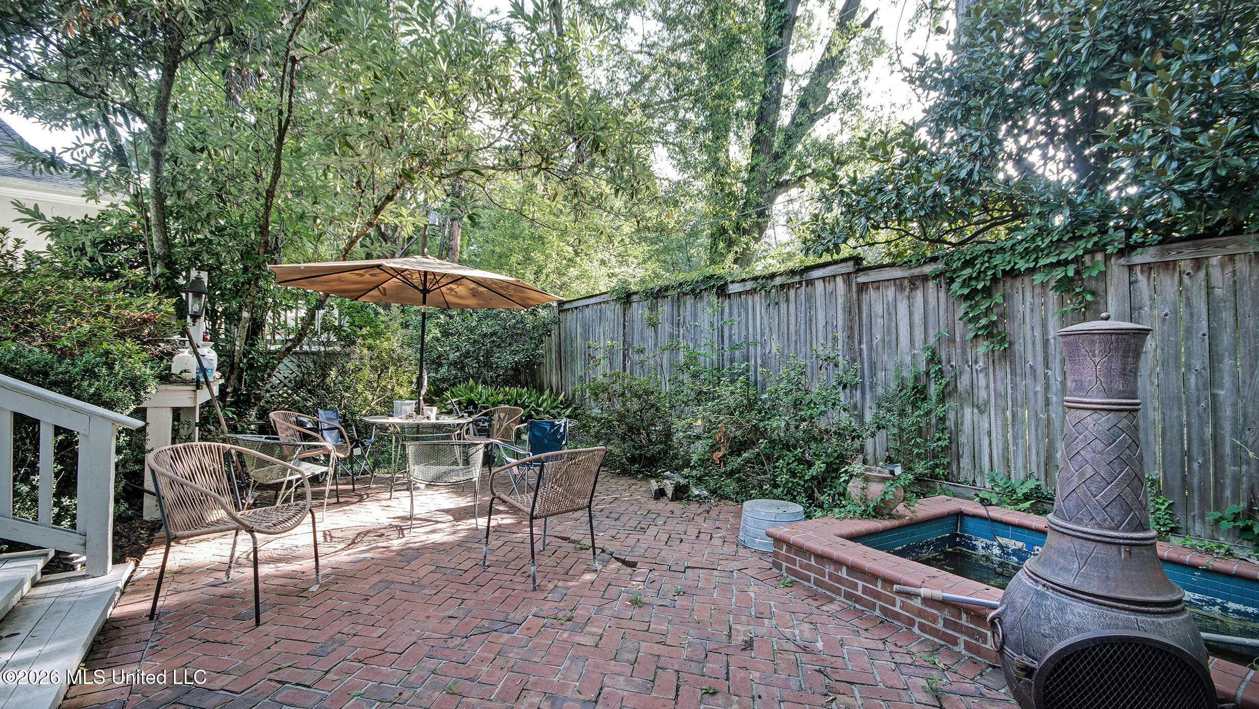 1 Pond Side Drive Property Photo 8