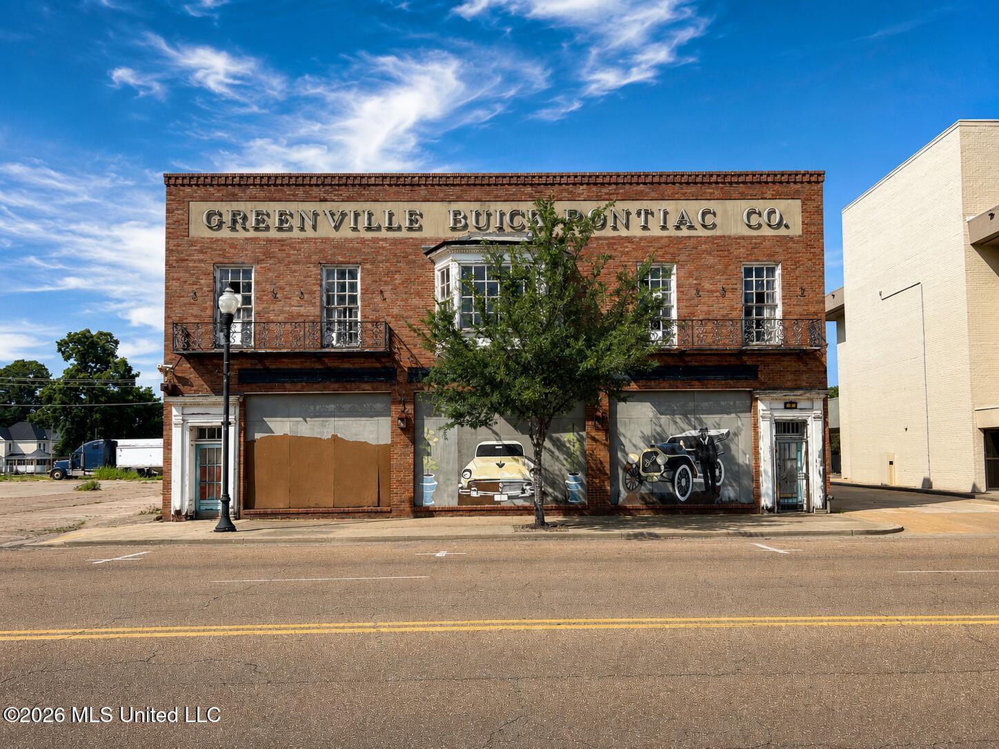 522 Washington Avenue Property Photo 1