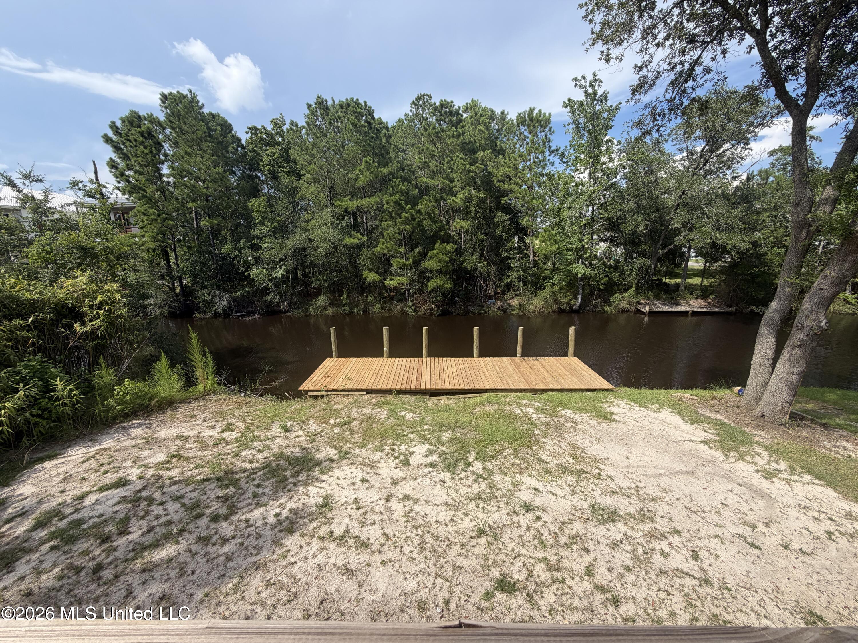 4060 Cardinal Street Property Photo 26