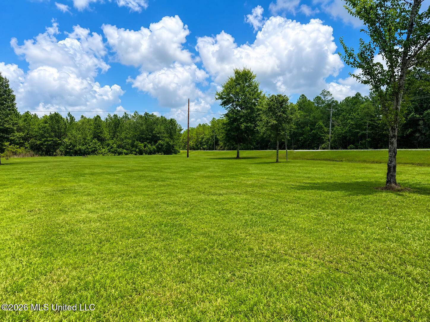 Nka Mississippi 614 Property Photo 2