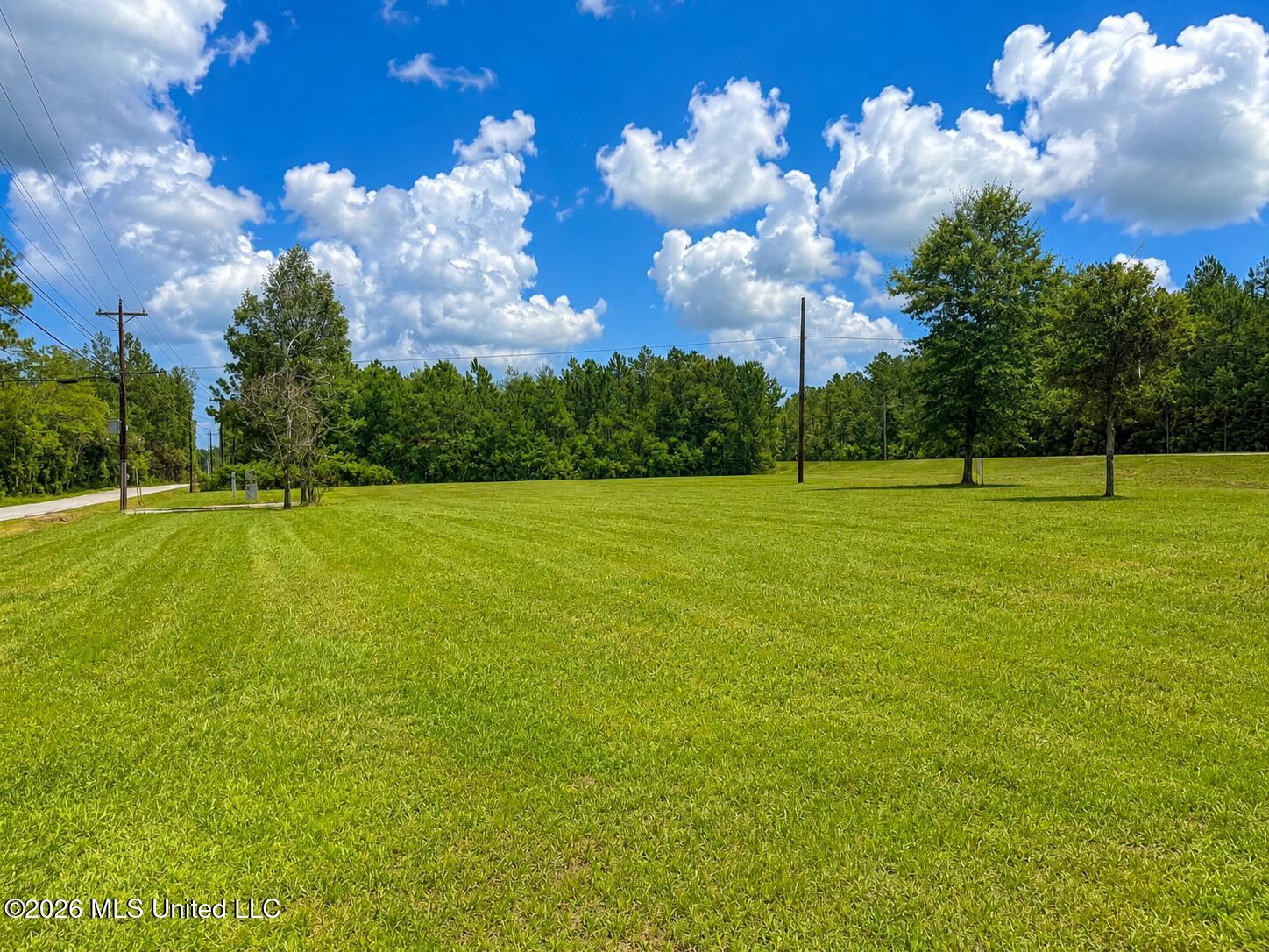 Nka Mississippi 614 Property Photo 3