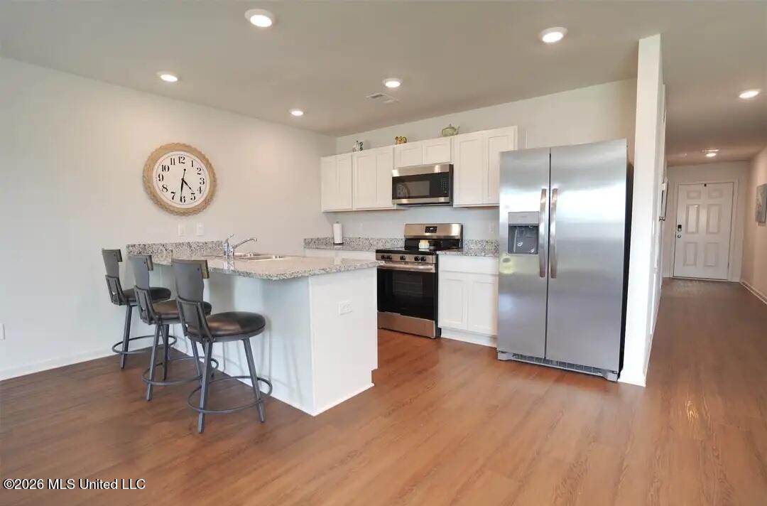 126 Cedar Ridge Boulevard Property Photo 3