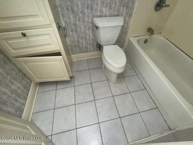 523 Heatherstone Court Property Photo 8