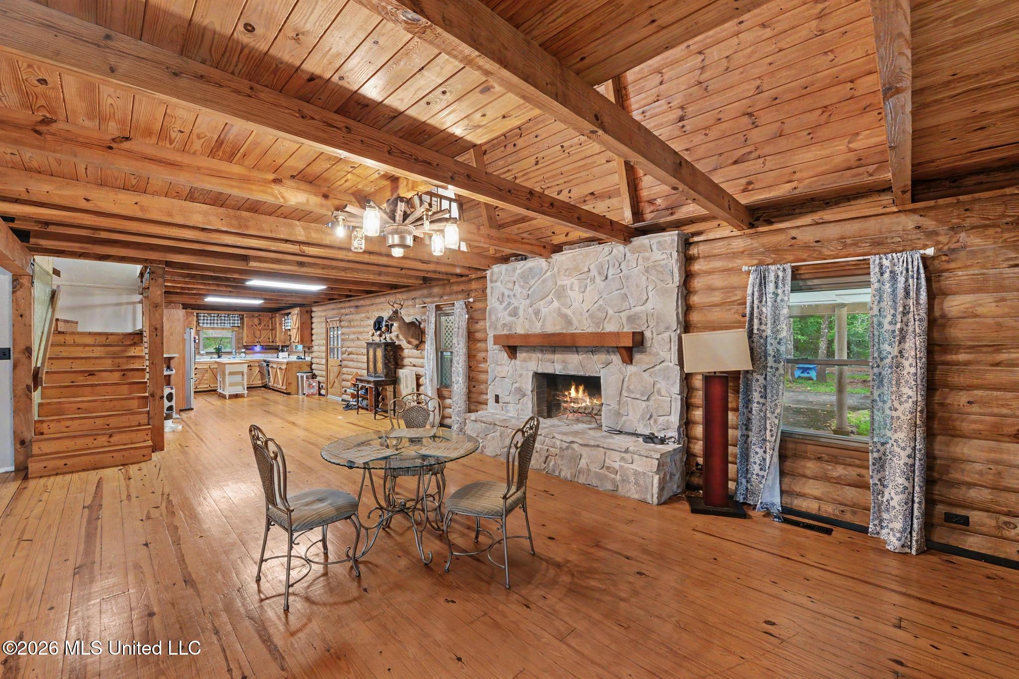 13196 Riverland Drive Property Photo 7