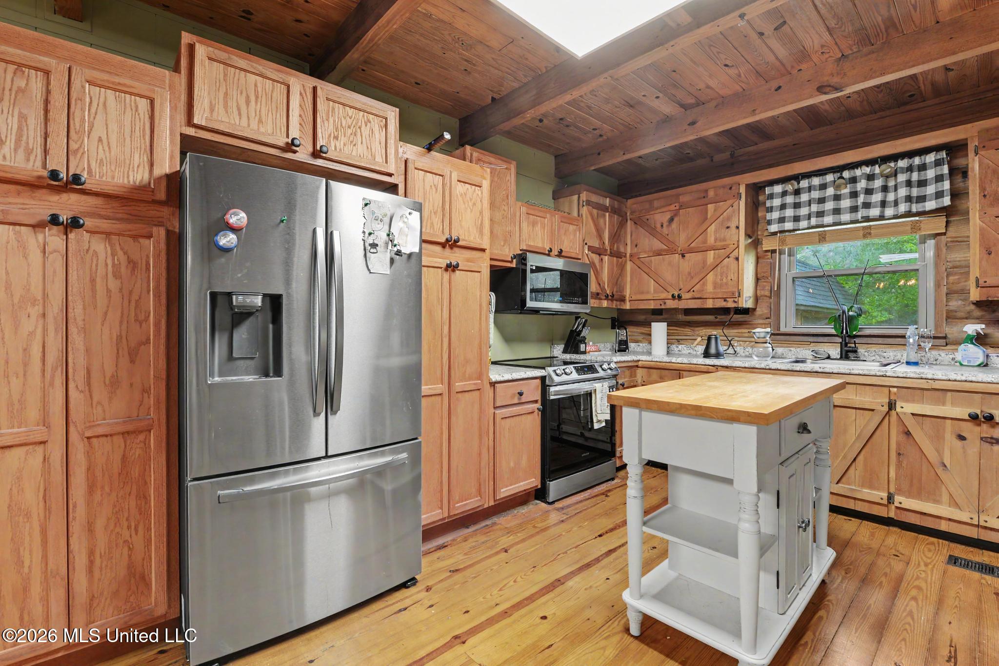 13196 Riverland Drive Property Photo 10