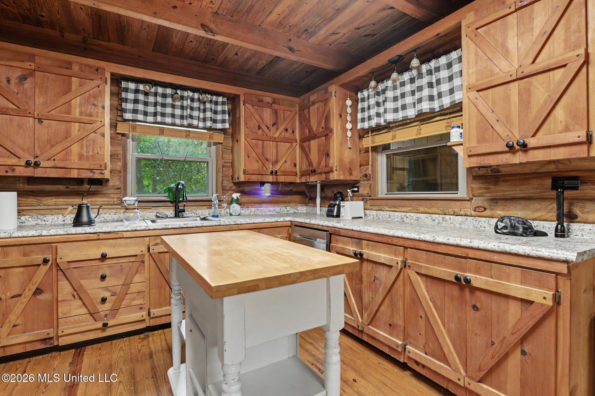 13196 Riverland Drive Property Photo 11