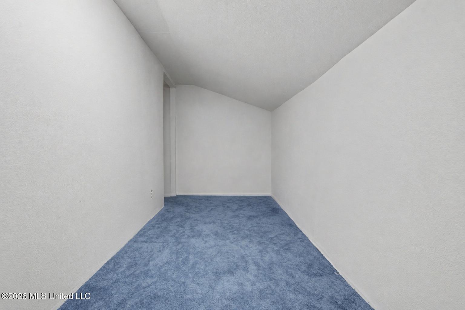 13196 Riverland Drive Property Photo 23