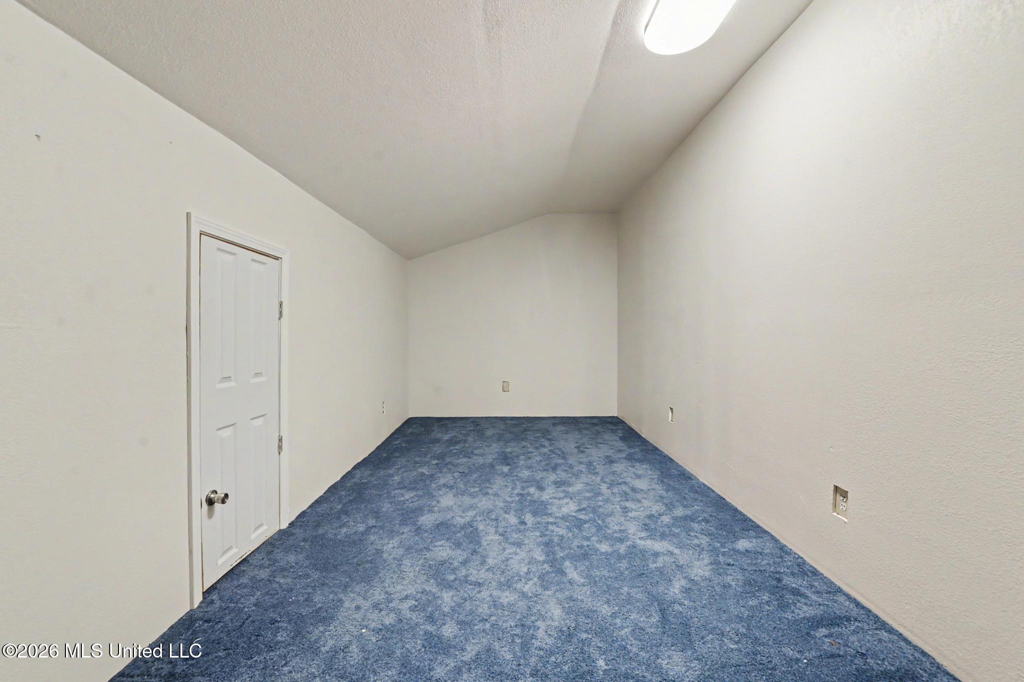 13196 Riverland Drive Property Photo 24