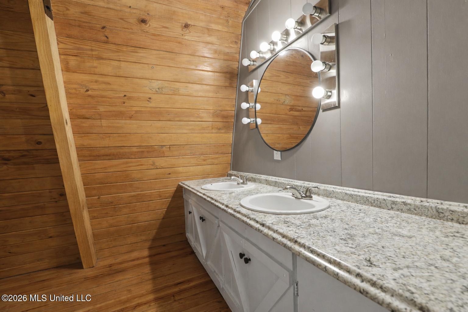 13196 Riverland Drive Property Photo 25