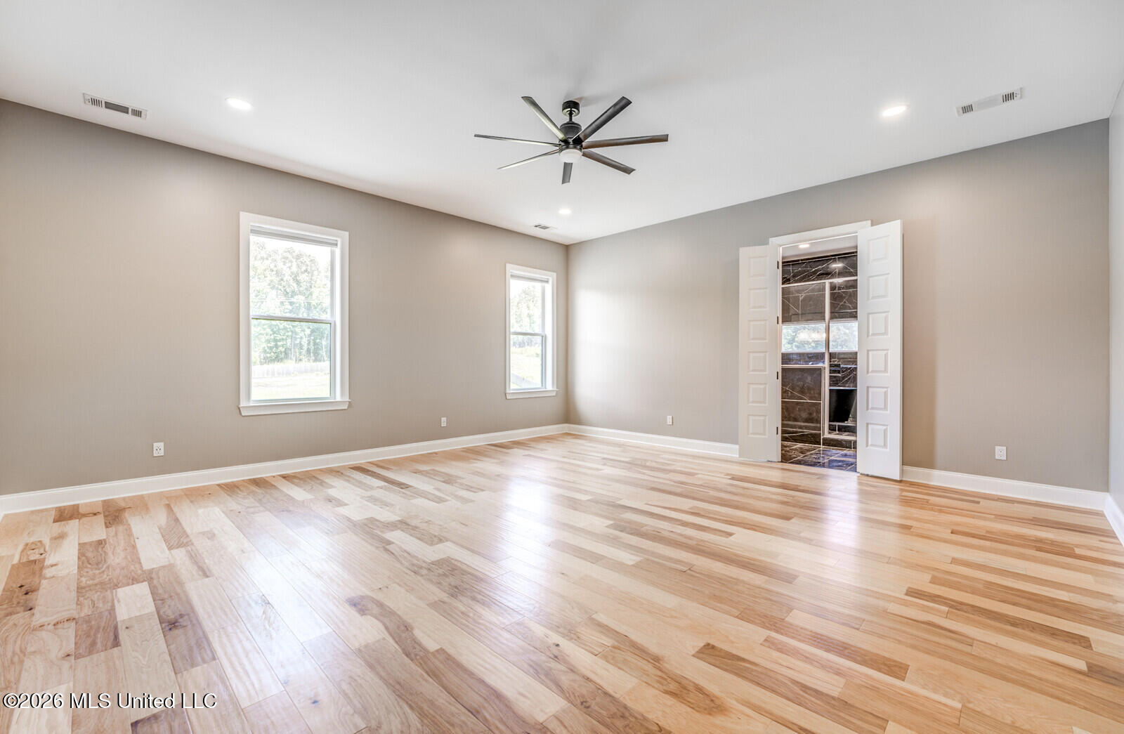 9 Davis Road Property Photo 19