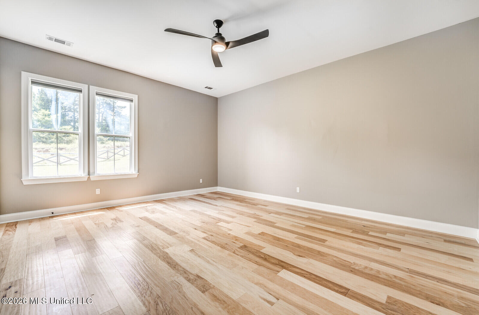 9 Davis Road Property Photo 39