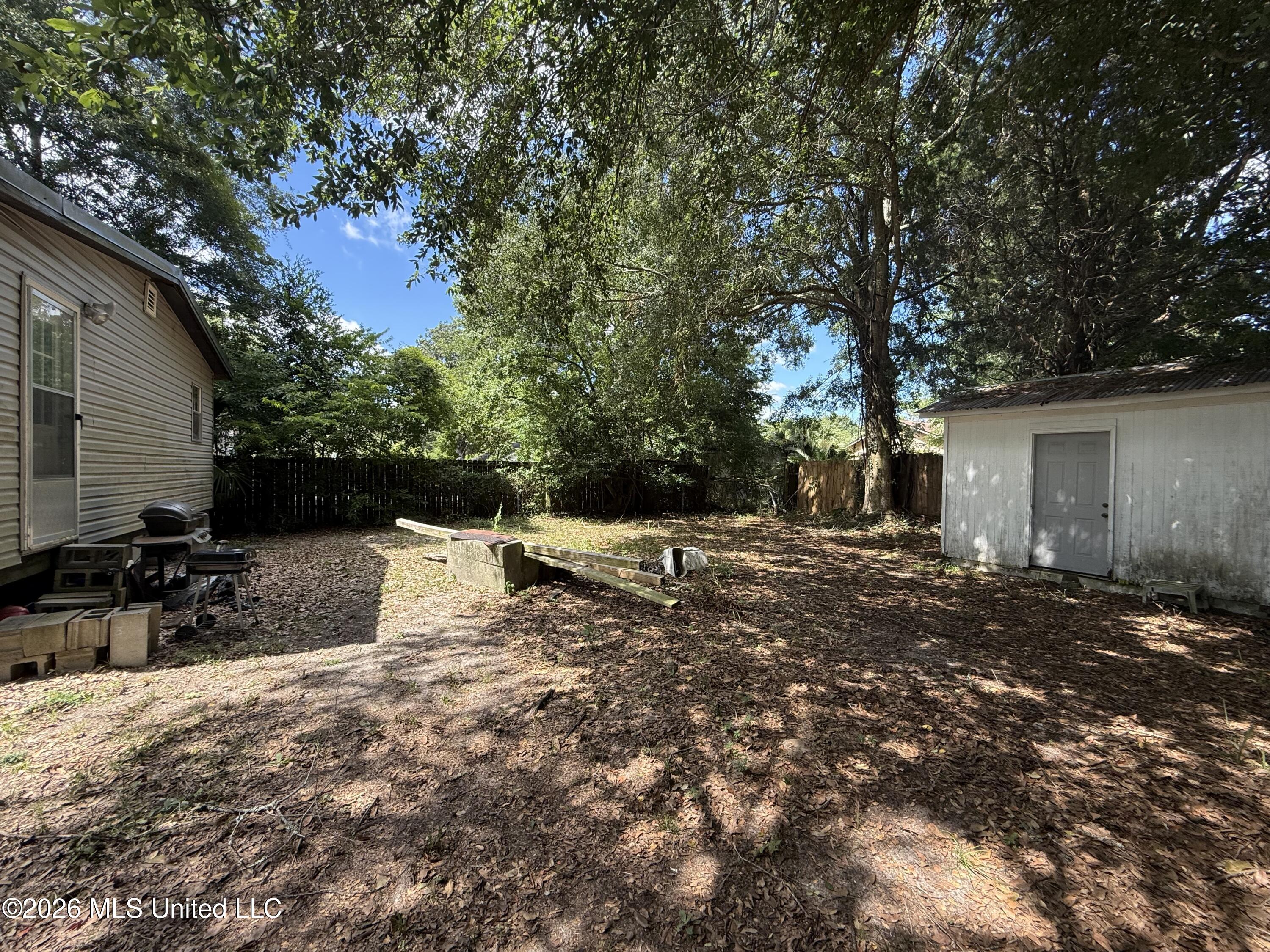 178 Violet Street Property Photo 22