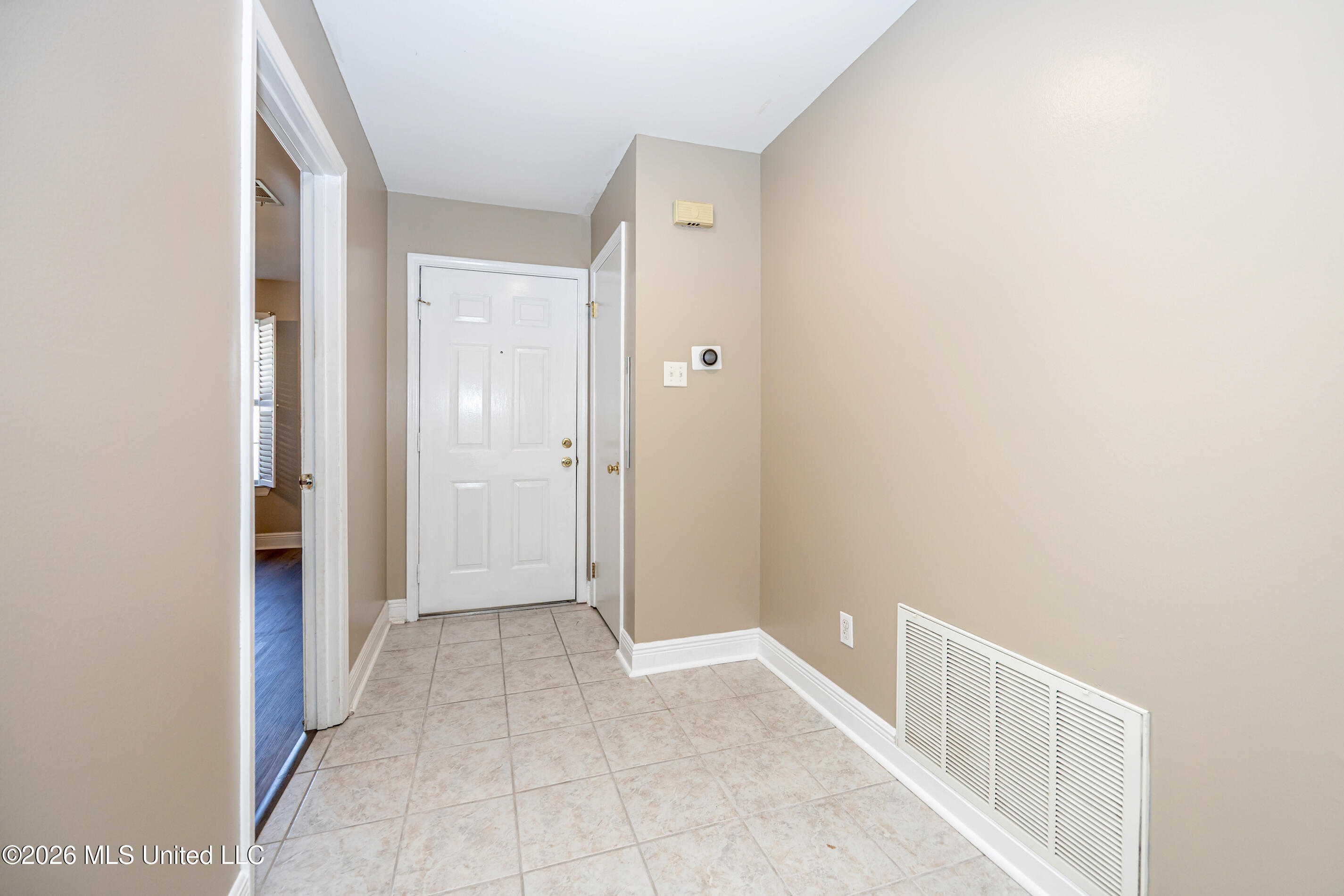 760 S Whitney Drive Property Photo 18