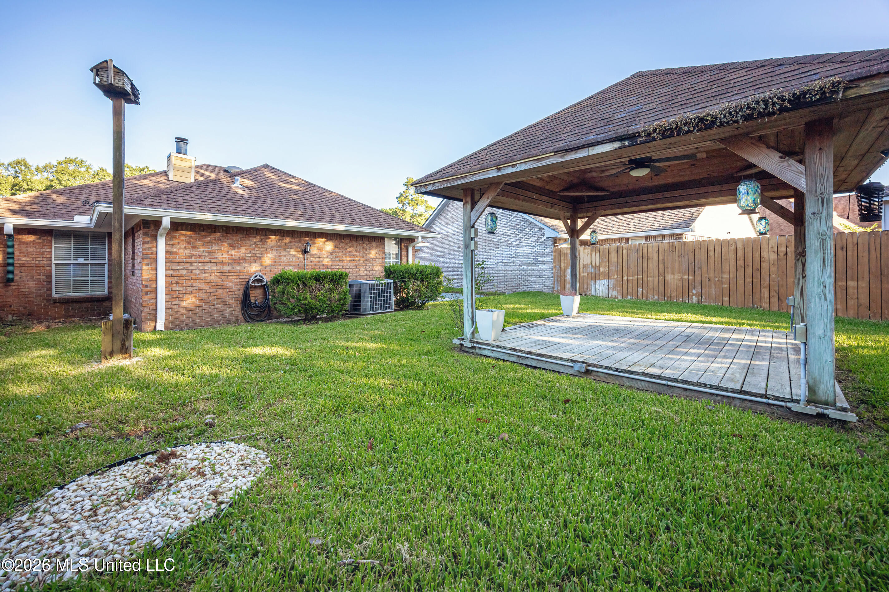 760 S Whitney Drive Property Photo 36