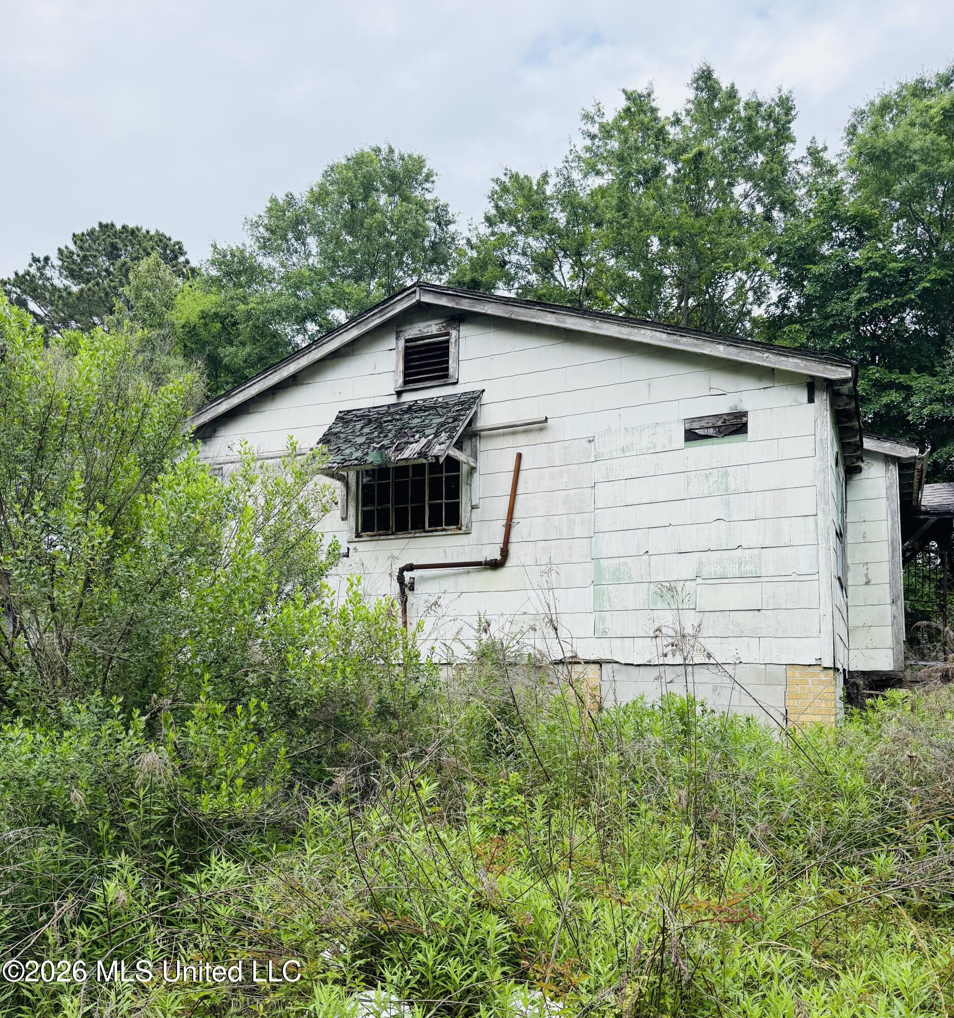 3210 Forest Avenue Ext Property Photo 7