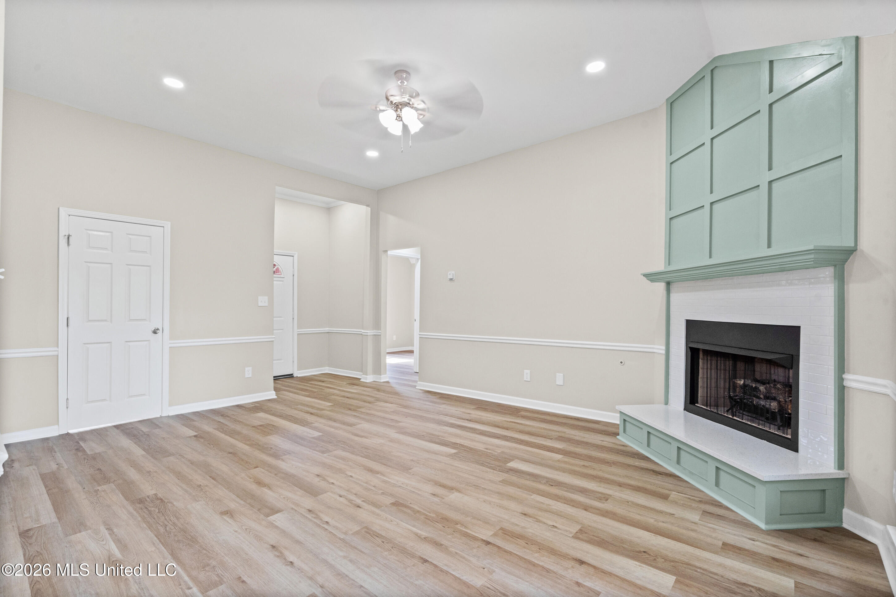 9079 Hickory Drive Property Photo 8