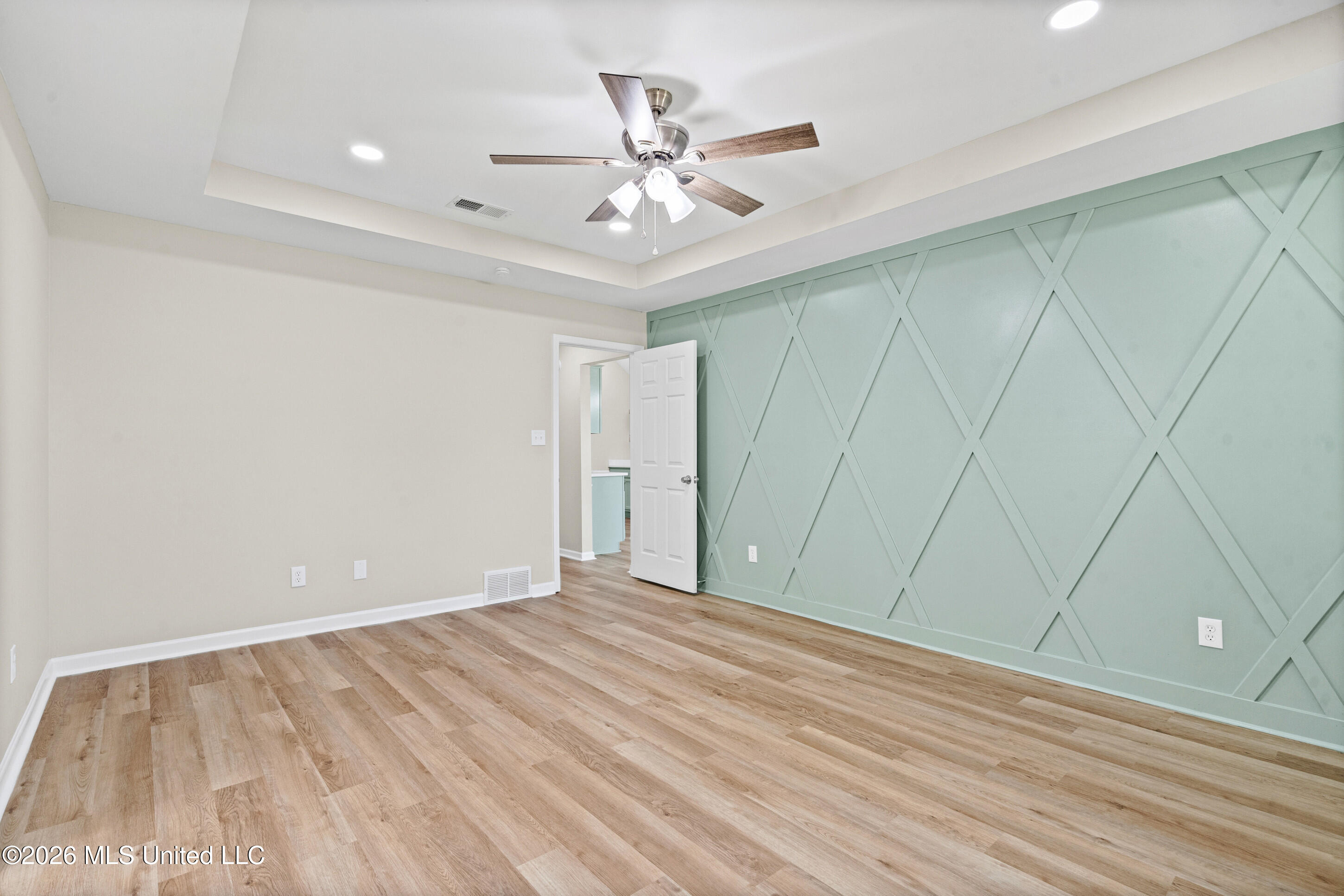 9079 Hickory Drive Property Photo 15