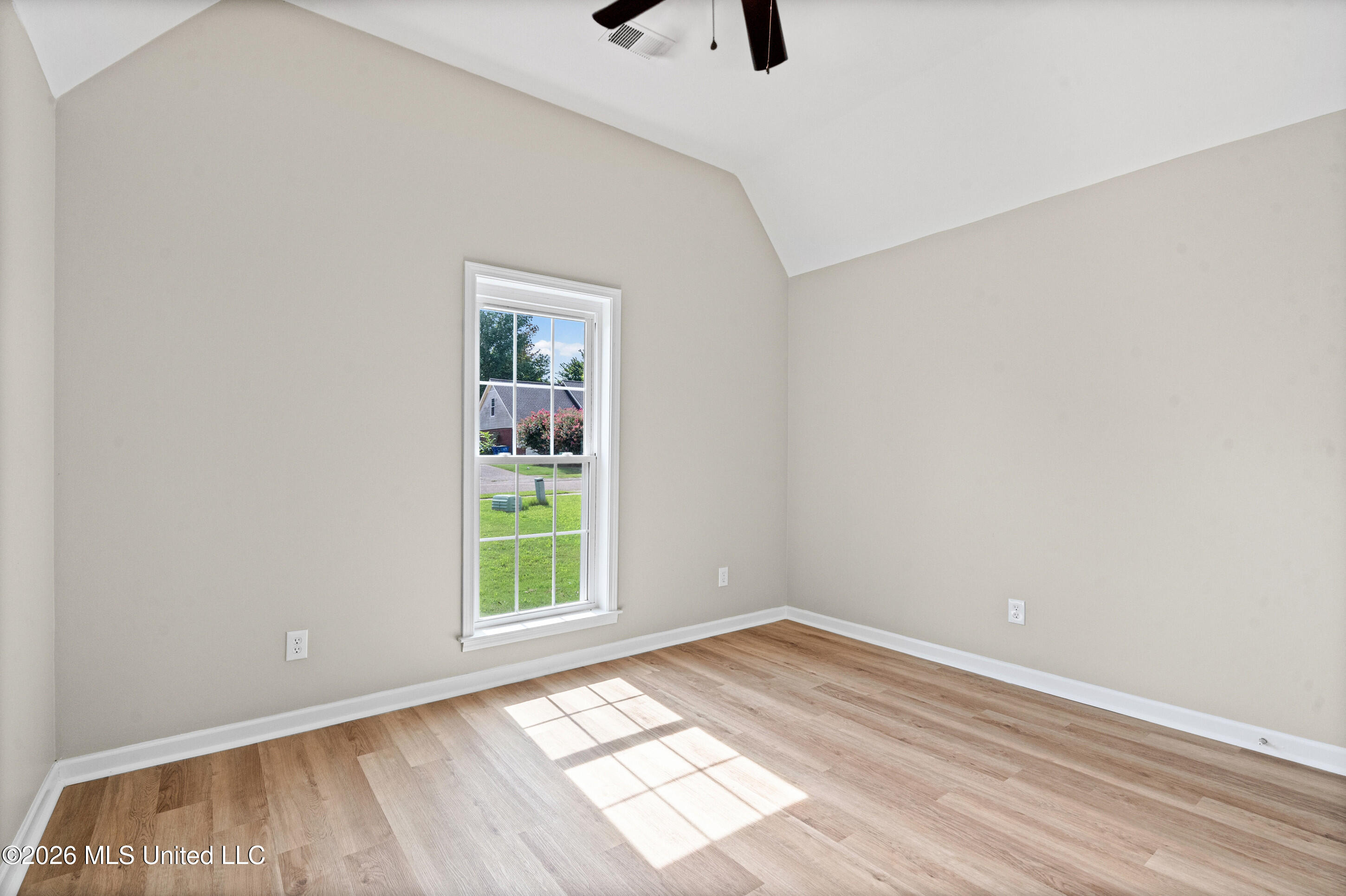 9079 Hickory Drive Property Photo 17