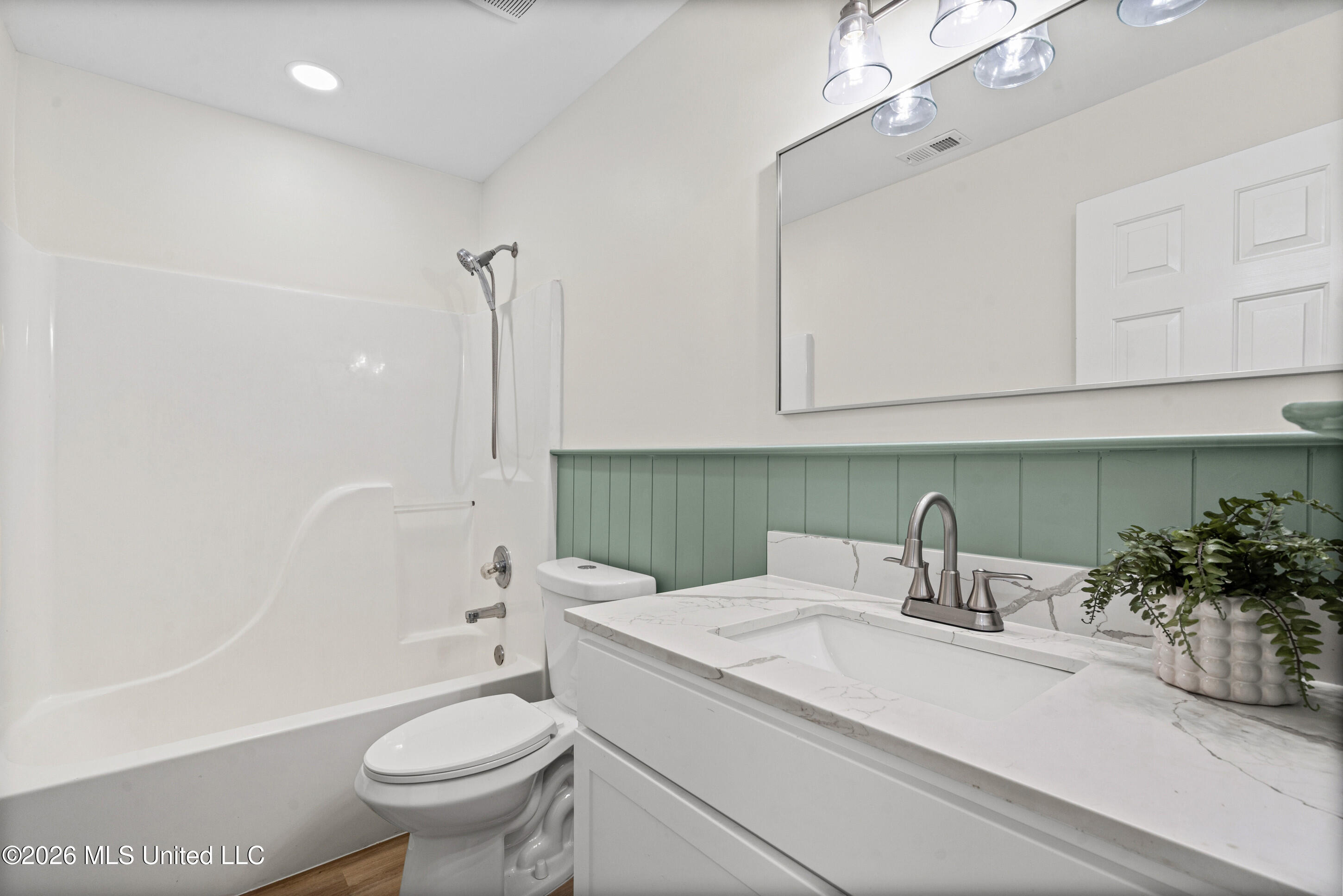 9079 Hickory Drive Property Photo 20