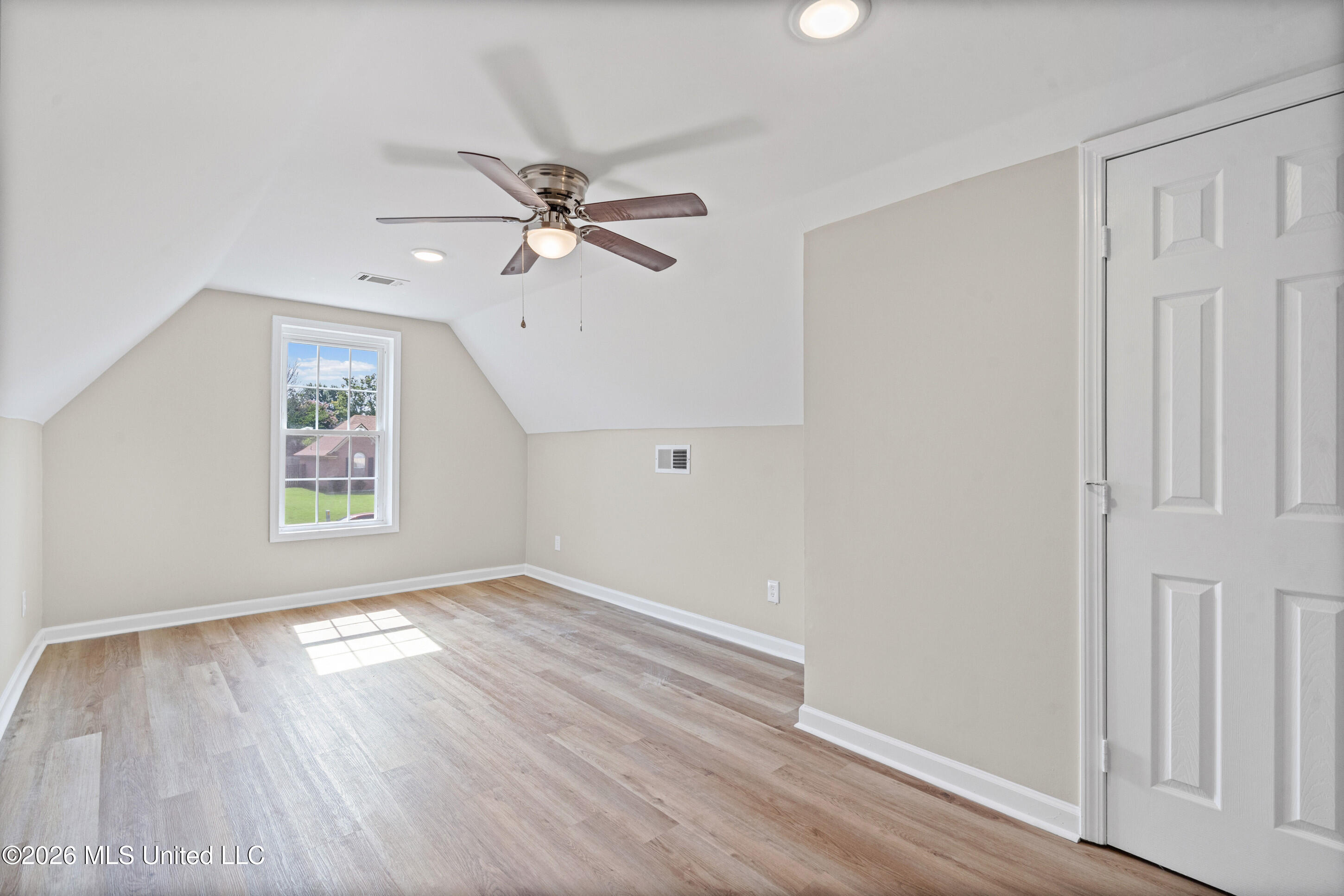 9079 Hickory Drive Property Photo 22
