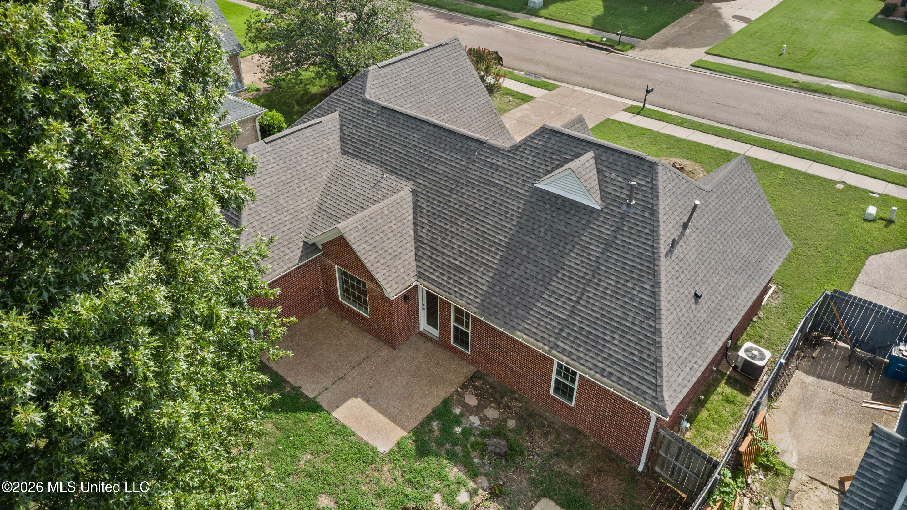 9079 Hickory Drive Property Photo 25