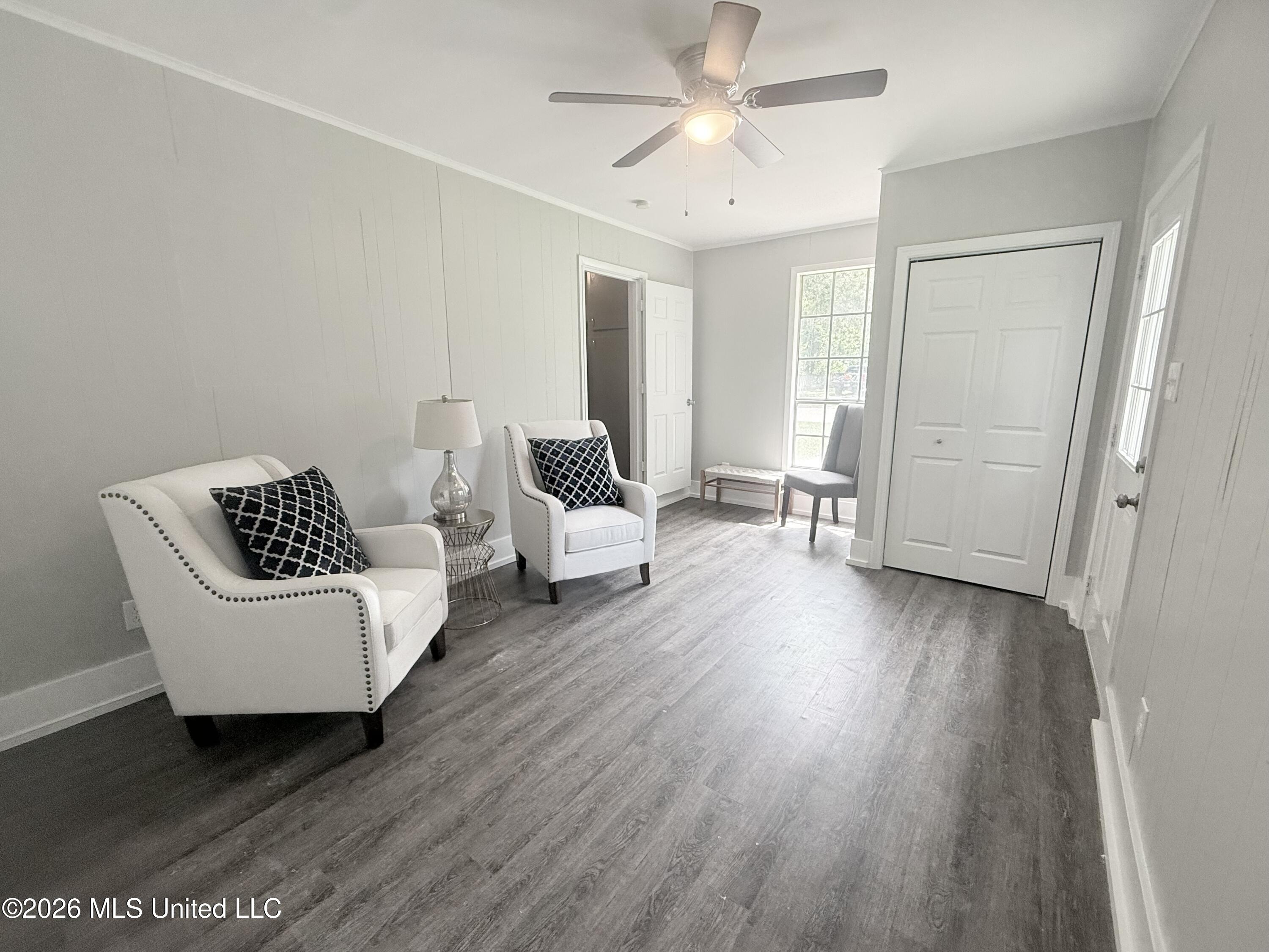 147 Skylane Drive Property Photo 14