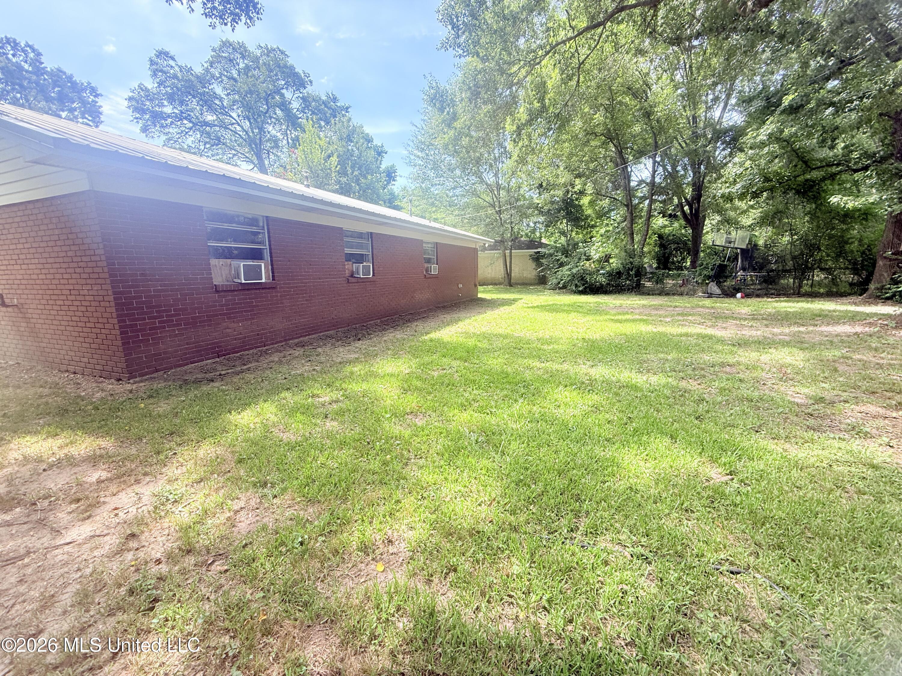 147 Skylane Drive Property Photo 17