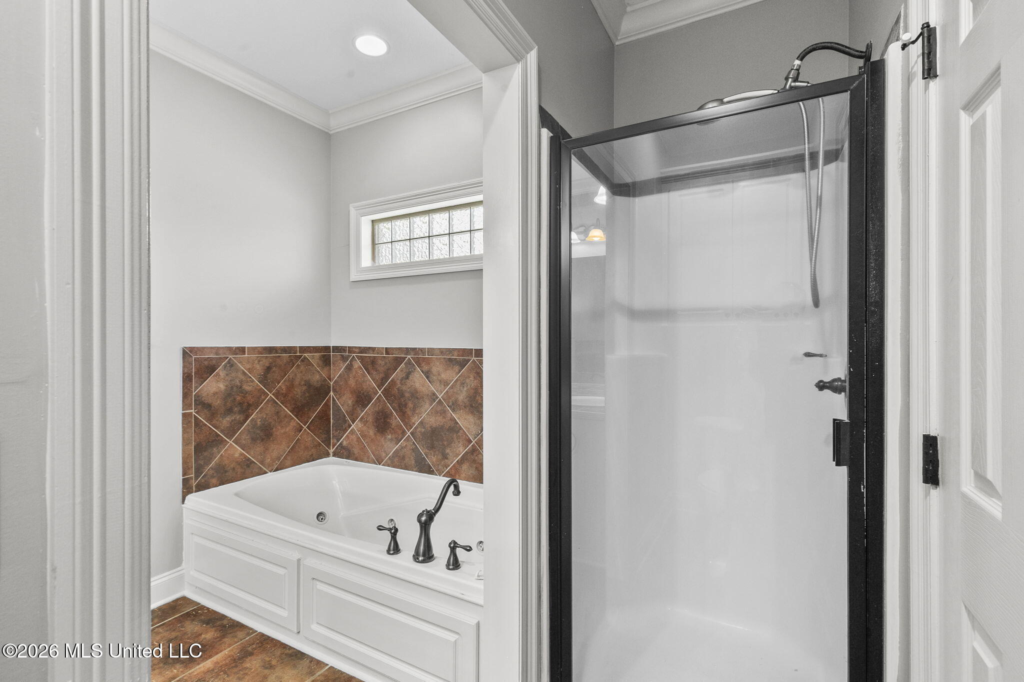 814 Windlass Cove Property Photo 25