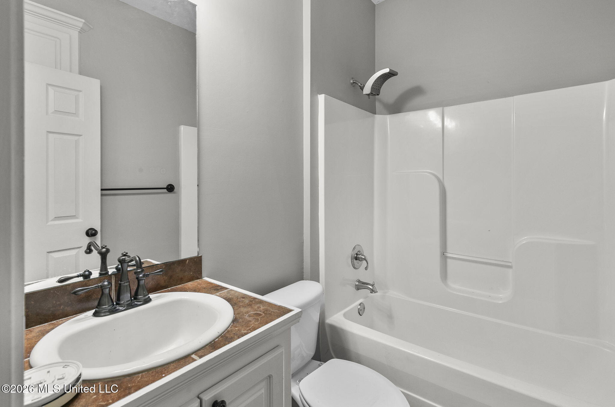 814 Windlass Cove Property Photo 31