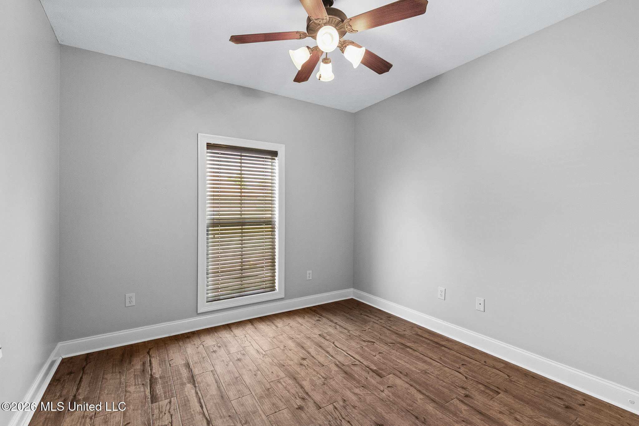 814 Windlass Cove Property Photo 34