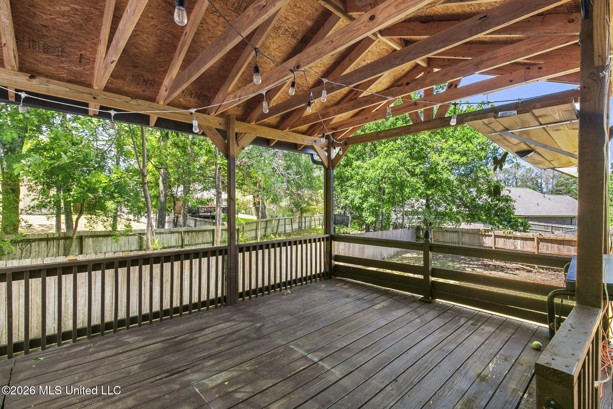 814 Windlass Cove Property Photo 38