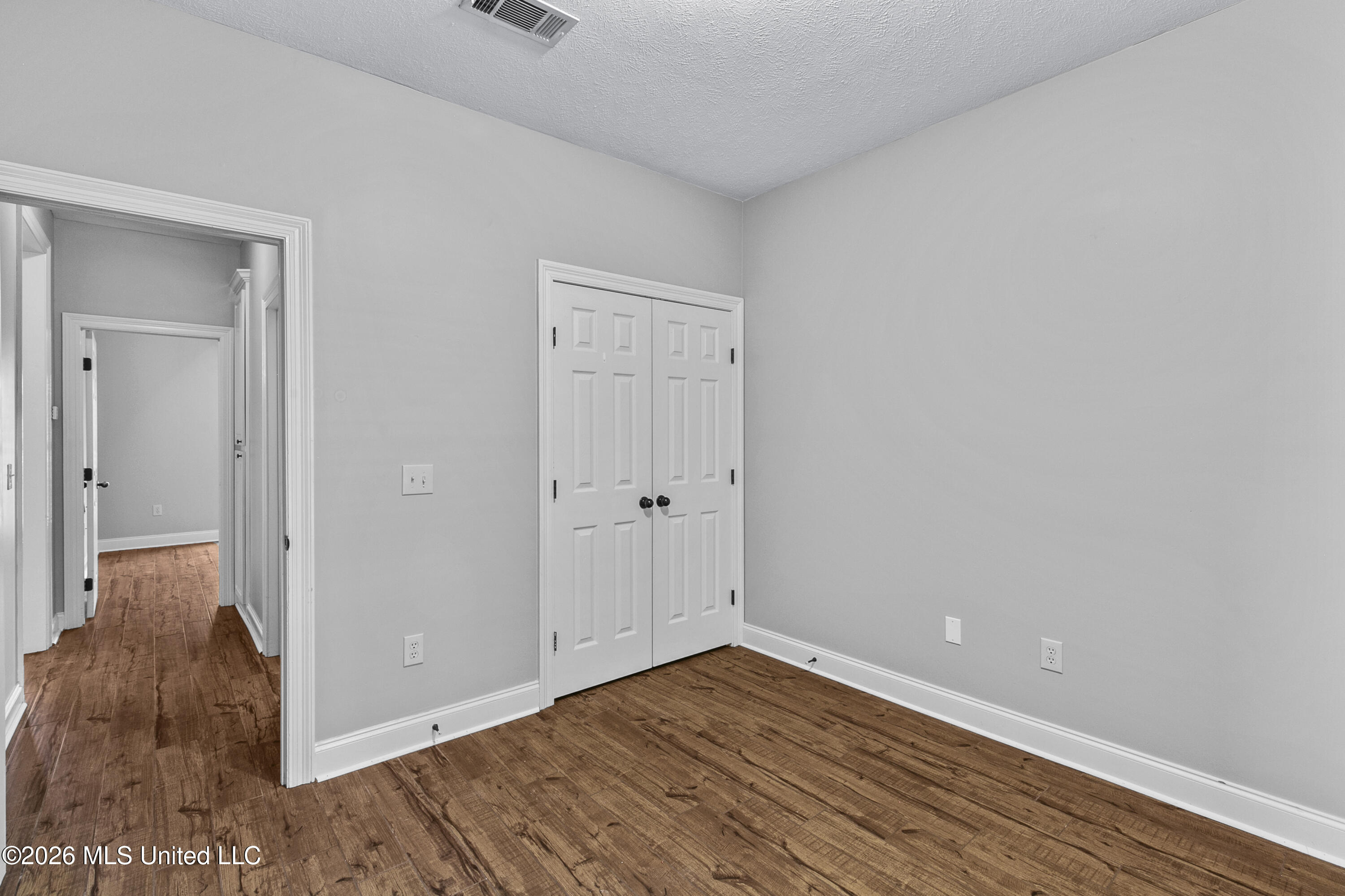 814 Windlass Cove Property Photo 39
