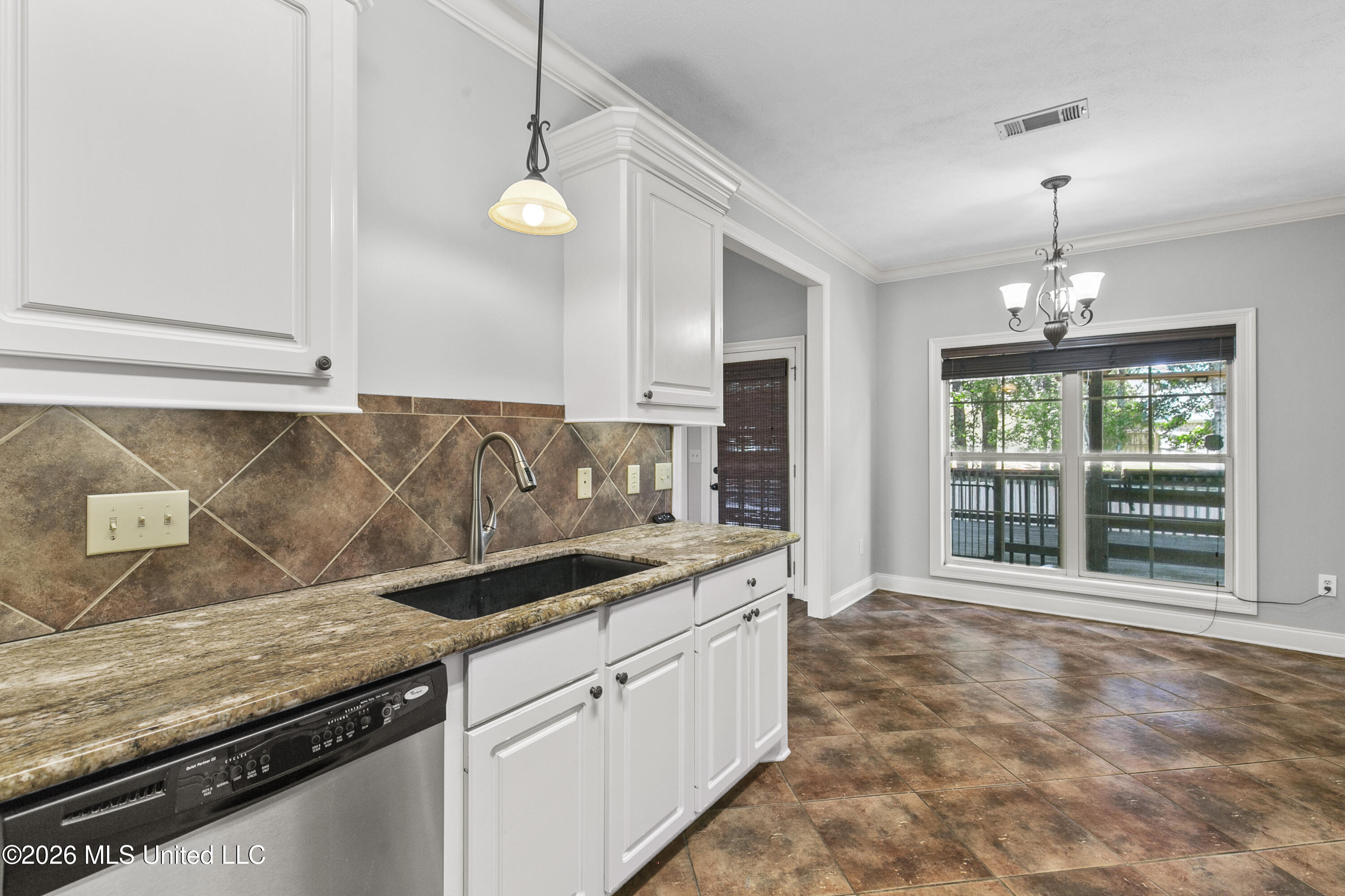 814 Windlass Cove Property Photo 62