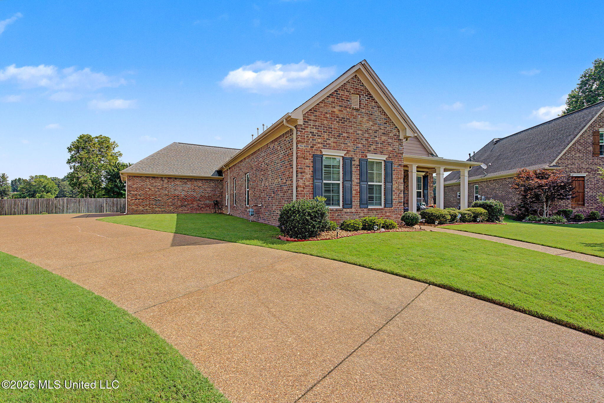 6105 Arnold Palmer Cove Property Photo 4