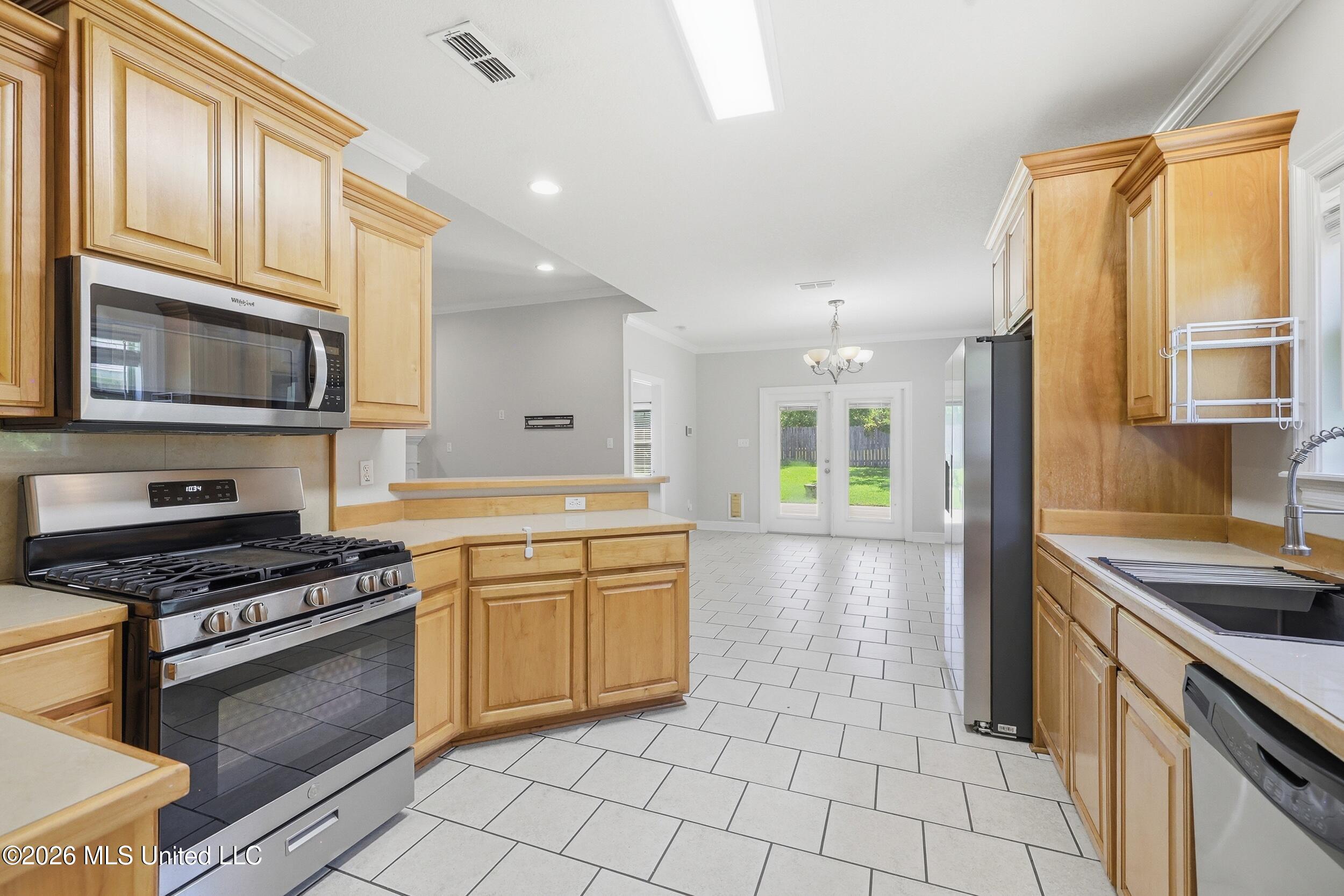 13022 Oakberry Lane Property Photo 9