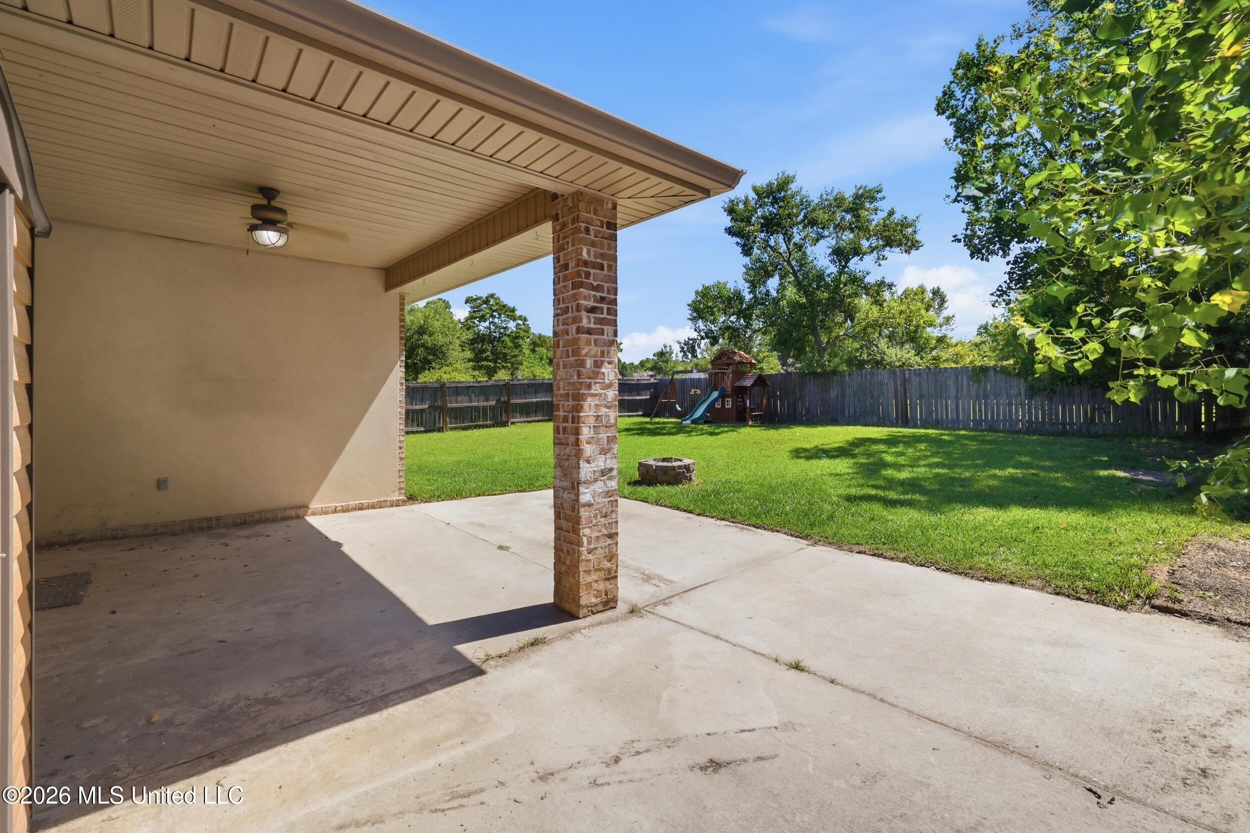 13022 Oakberry Lane Property Photo 37