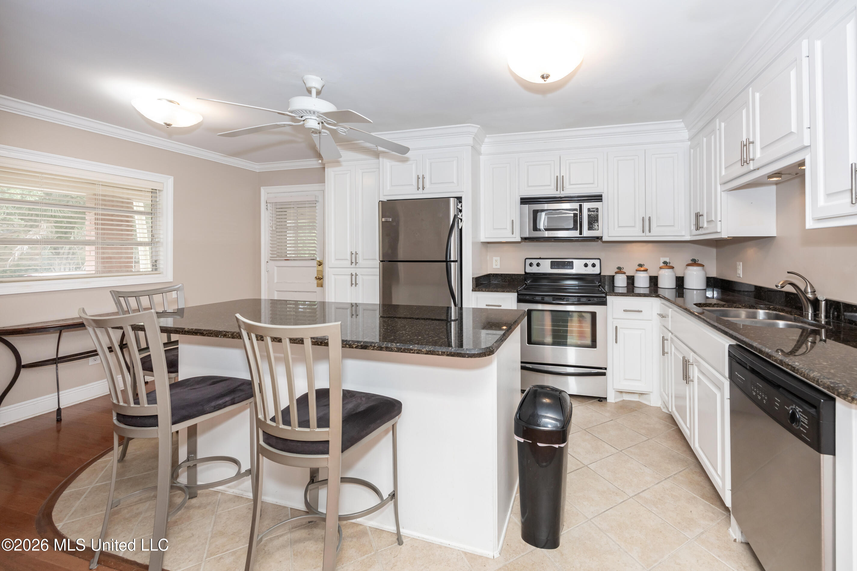 1907 9th Street Property Photo 11