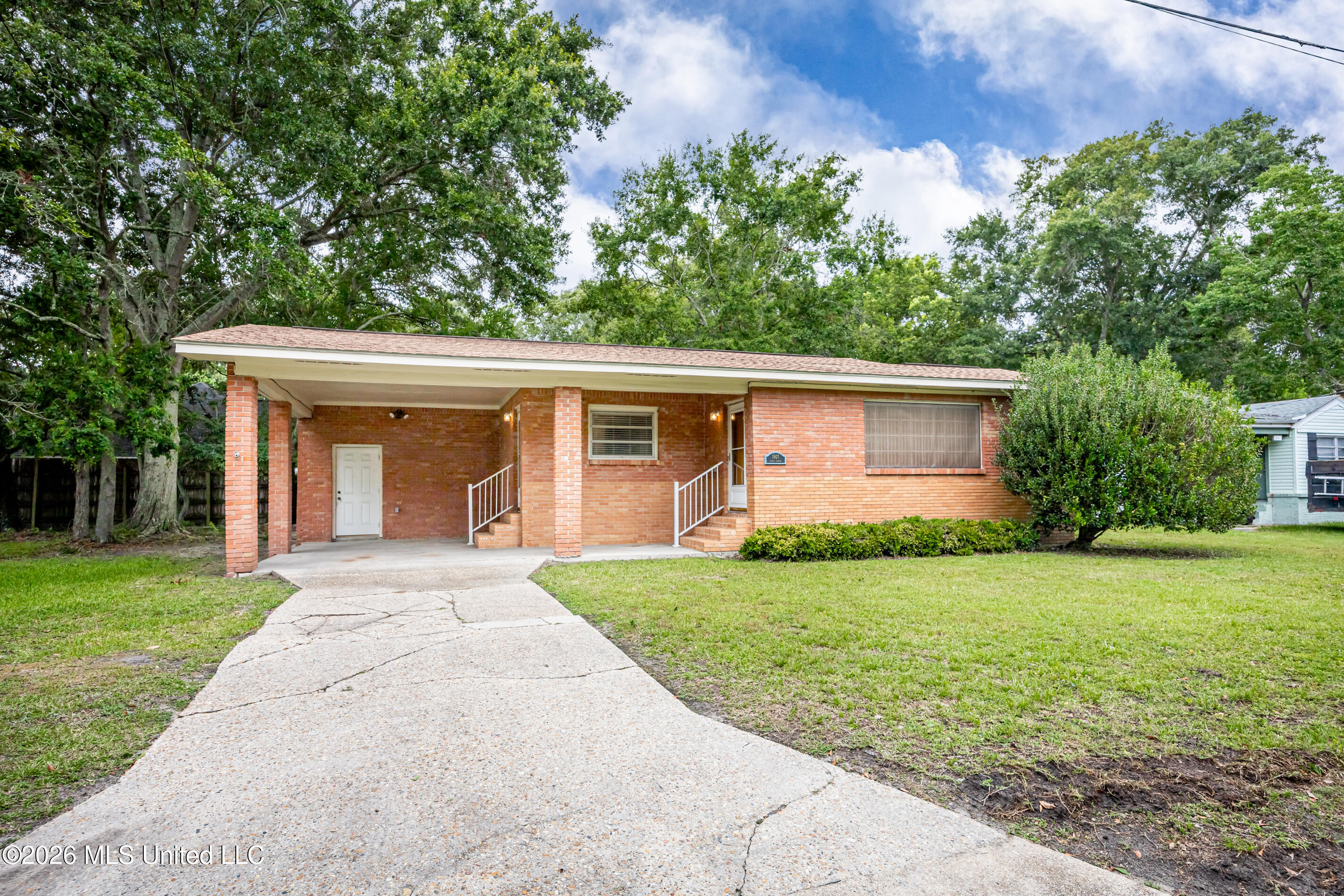 1907 9th Street Property Photo 40