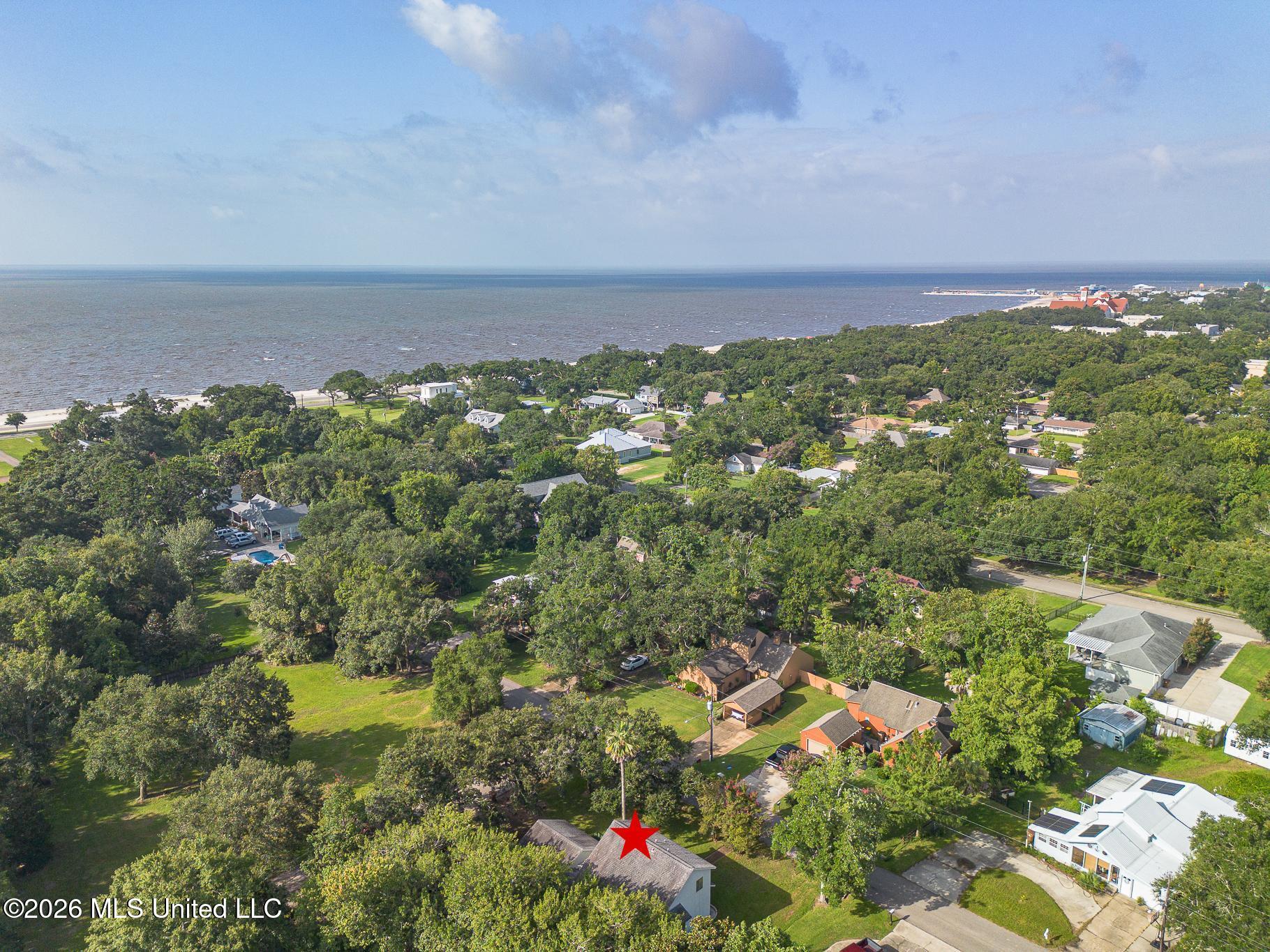 109 S Wright Avenue Property Photo 3