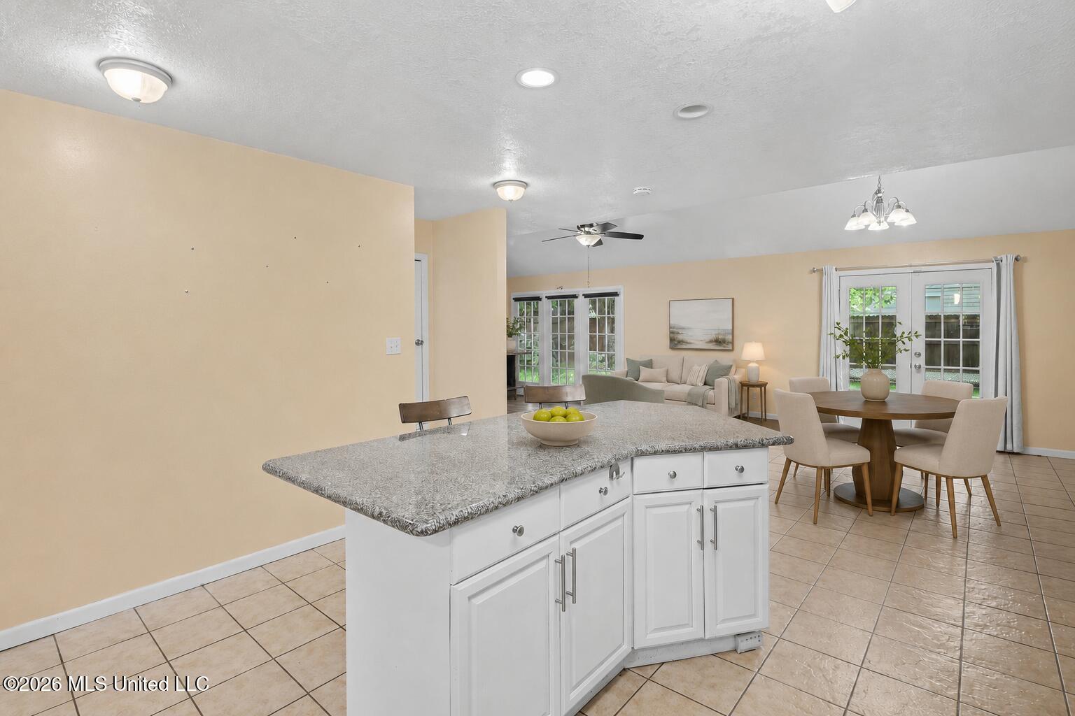 109 S Wright Avenue Property Photo 8