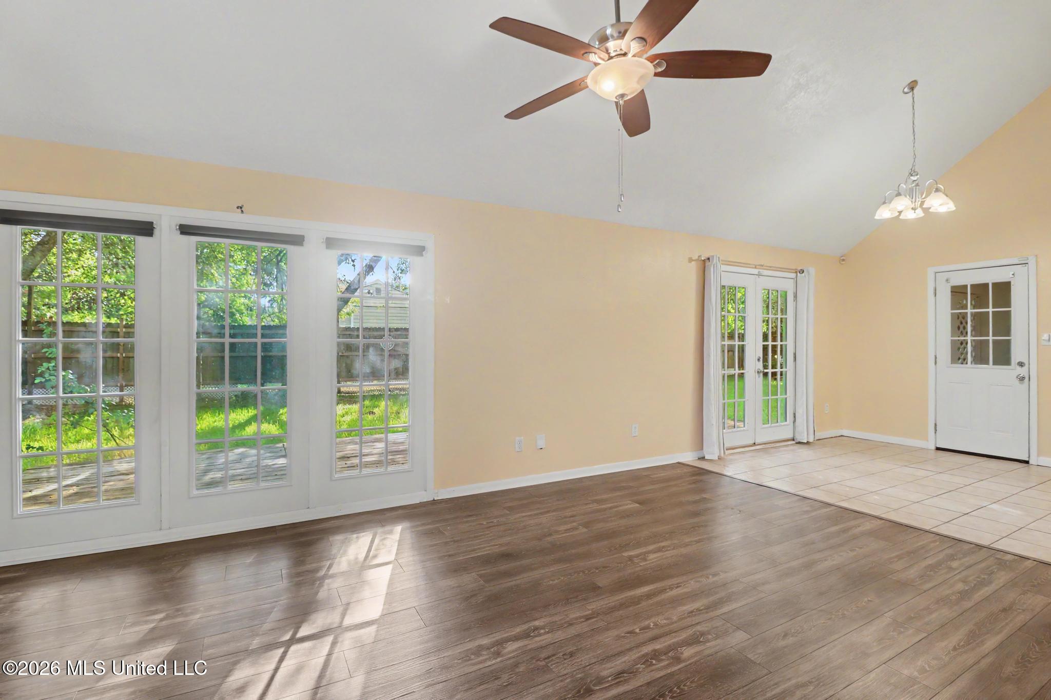 109 S Wright Avenue Property Photo 13