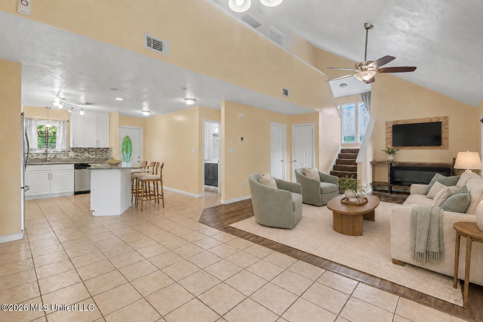 109 S Wright Avenue Property Photo 14