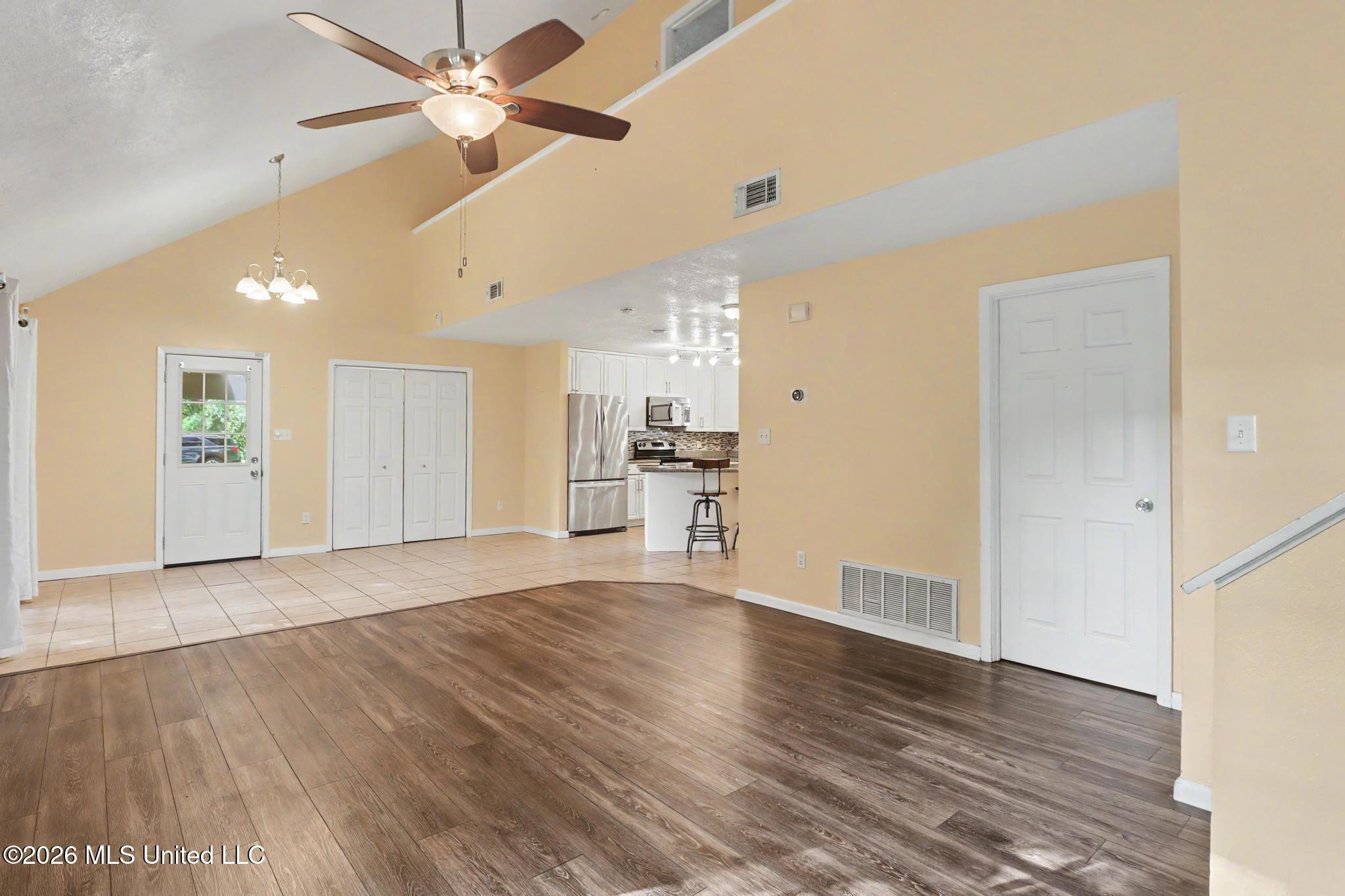 109 S Wright Avenue Property Photo 15