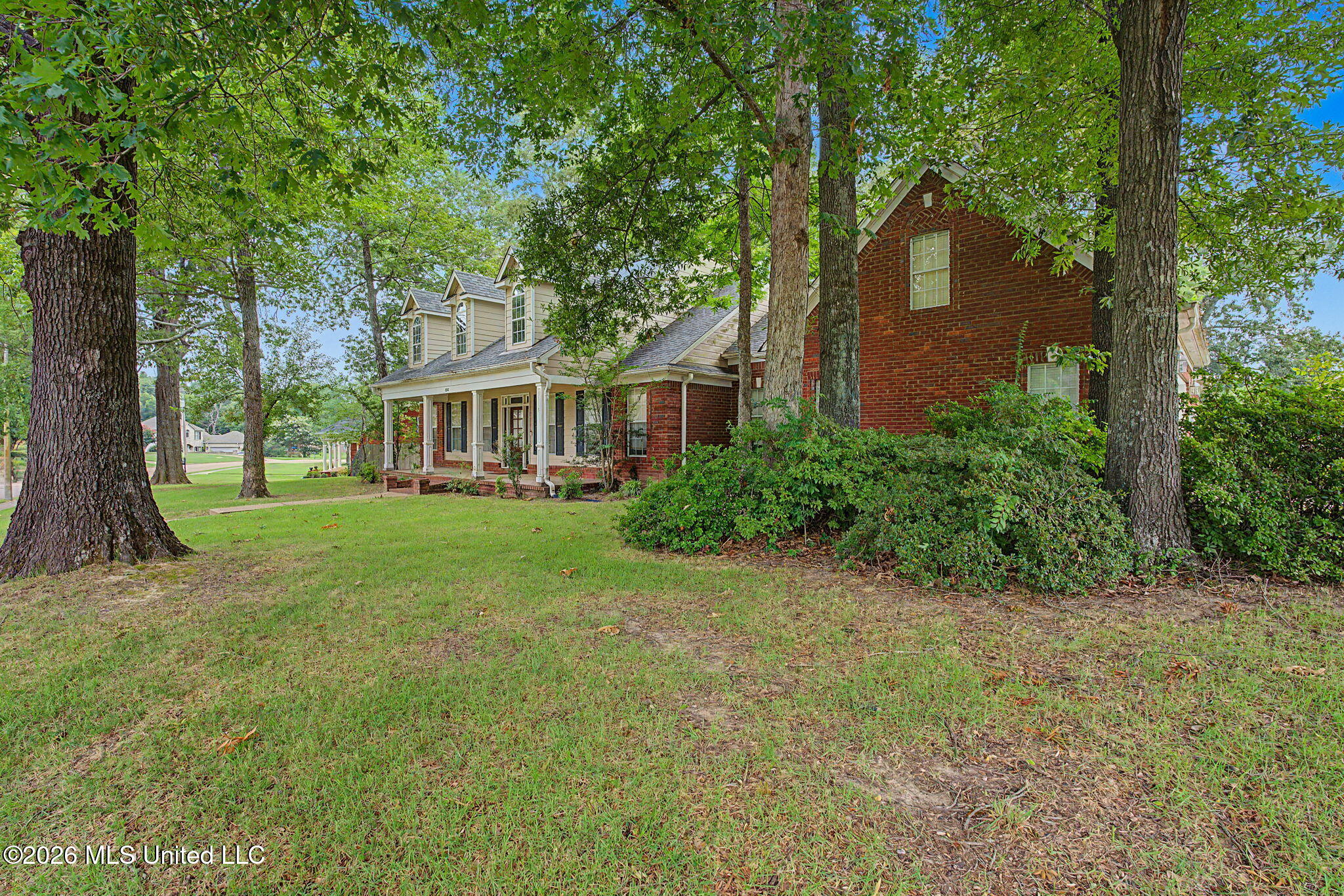 800 Cedar Crossing Property Photo 3