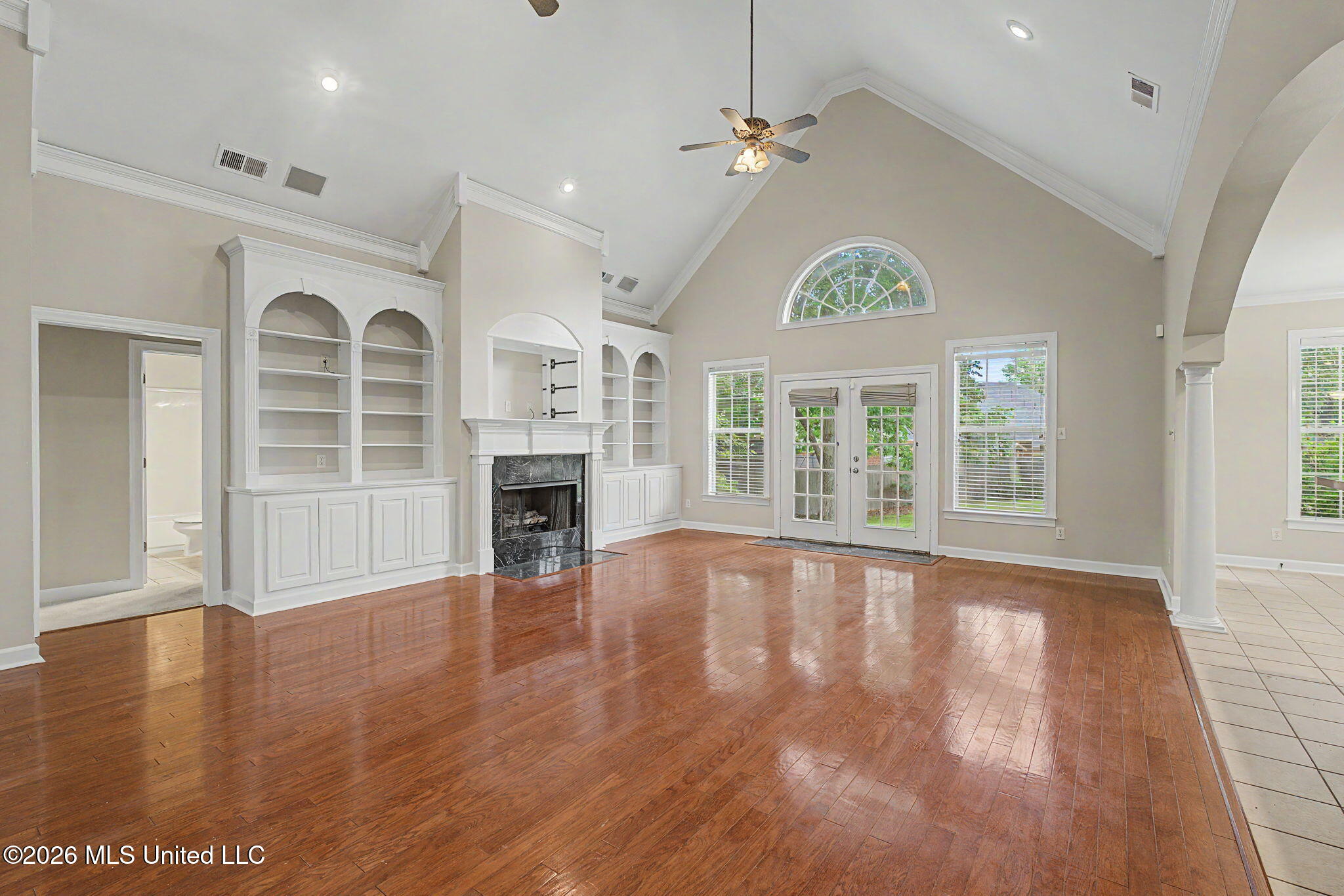 800 Cedar Crossing Property Photo 8