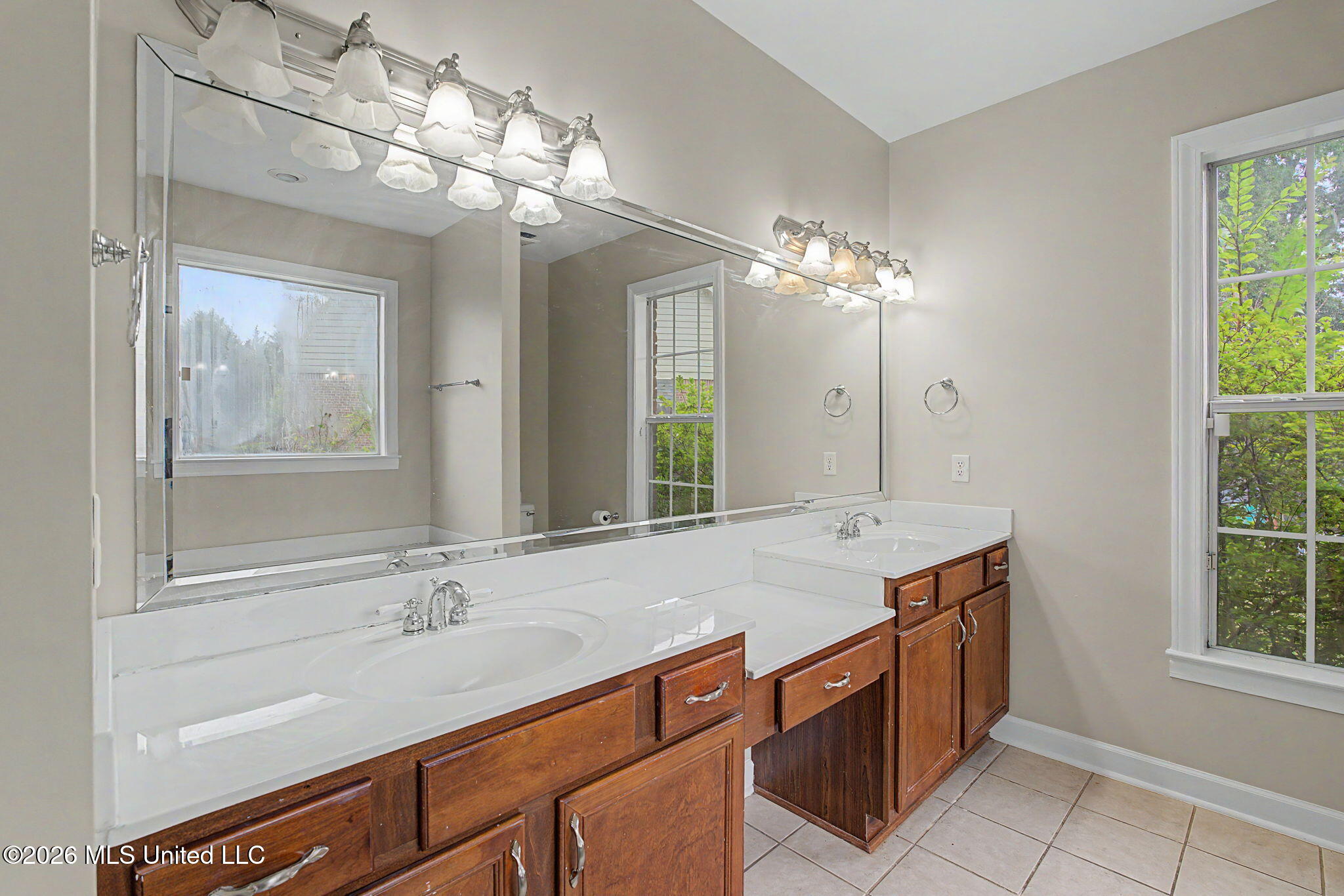 800 Cedar Crossing Property Photo 18