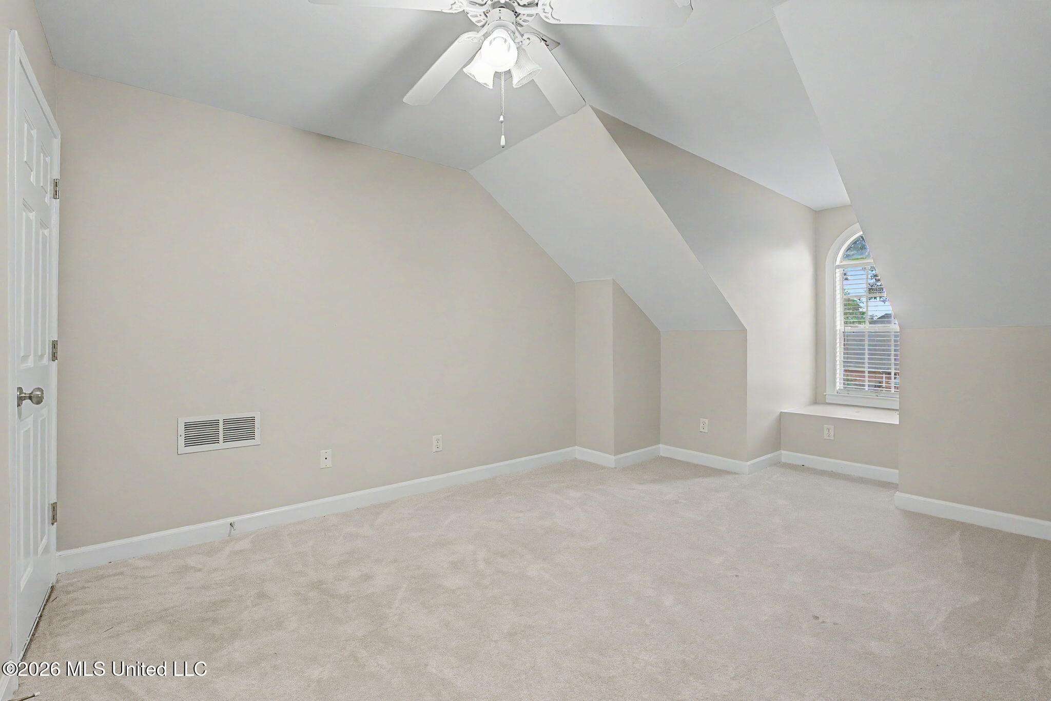 800 Cedar Crossing Property Photo 27