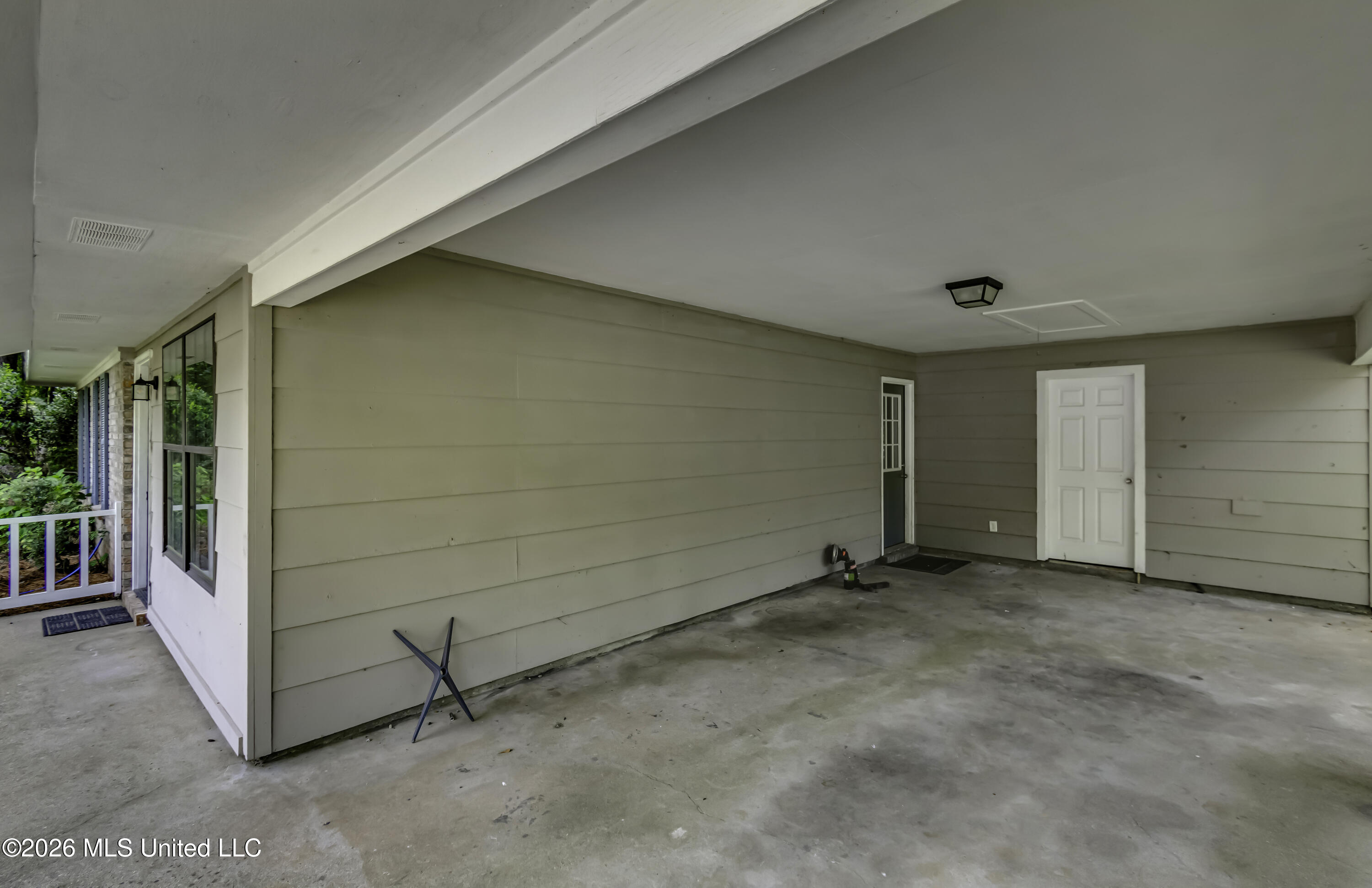 125 Holliday Trace Property Photo 8