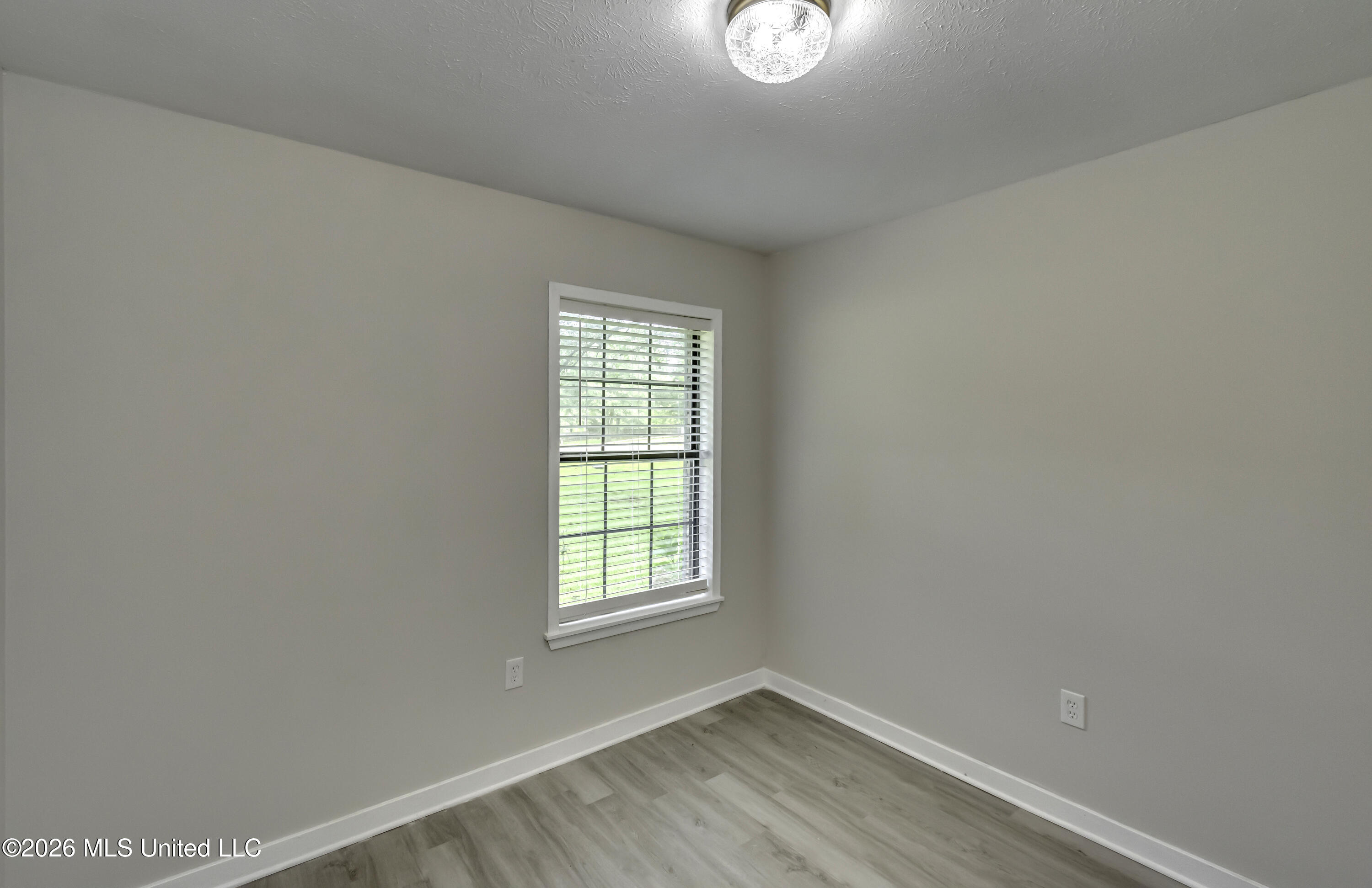 125 Holliday Trace Property Photo 32