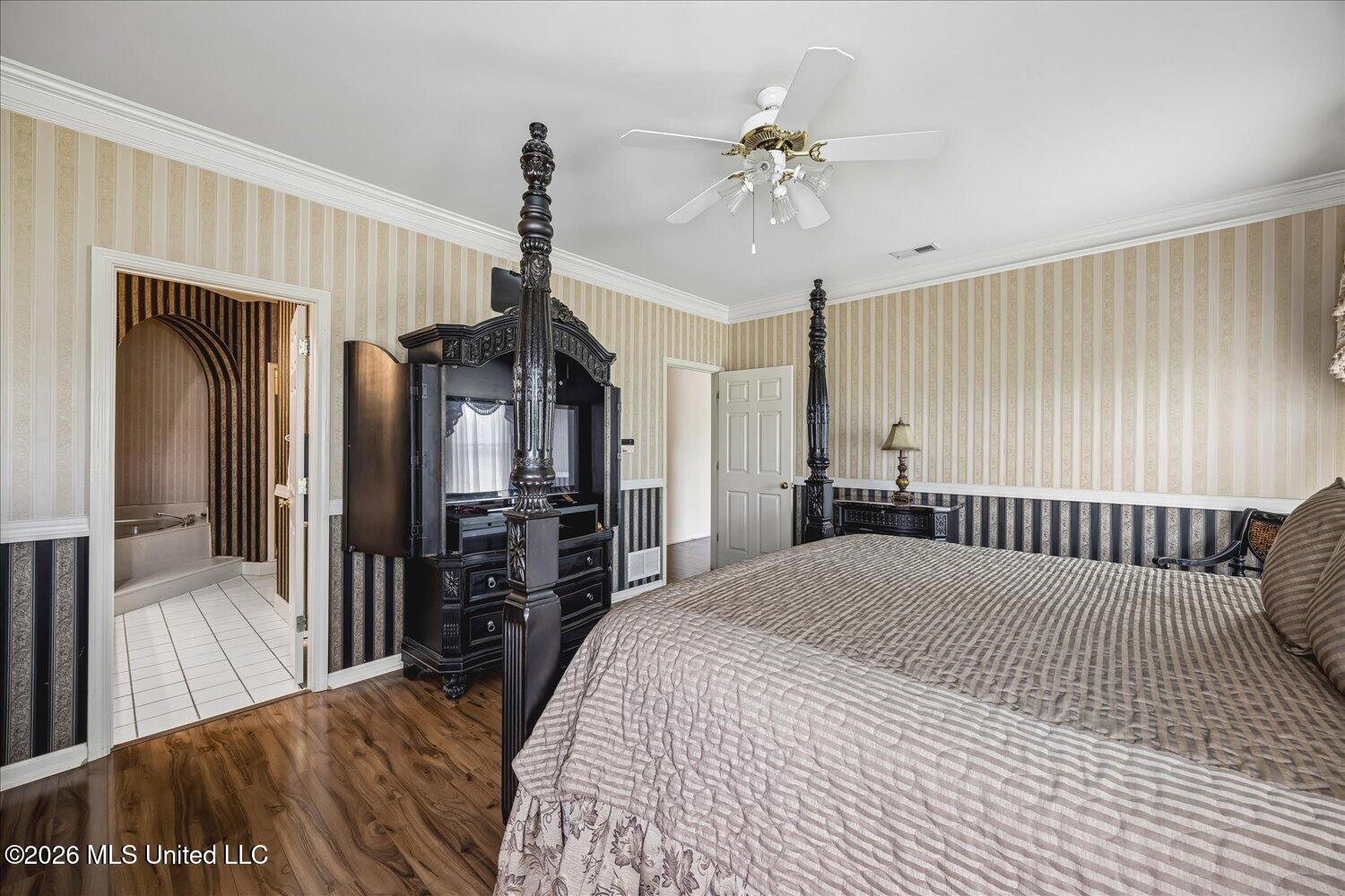 4363 Sweet Flag Loop Property Photo 17